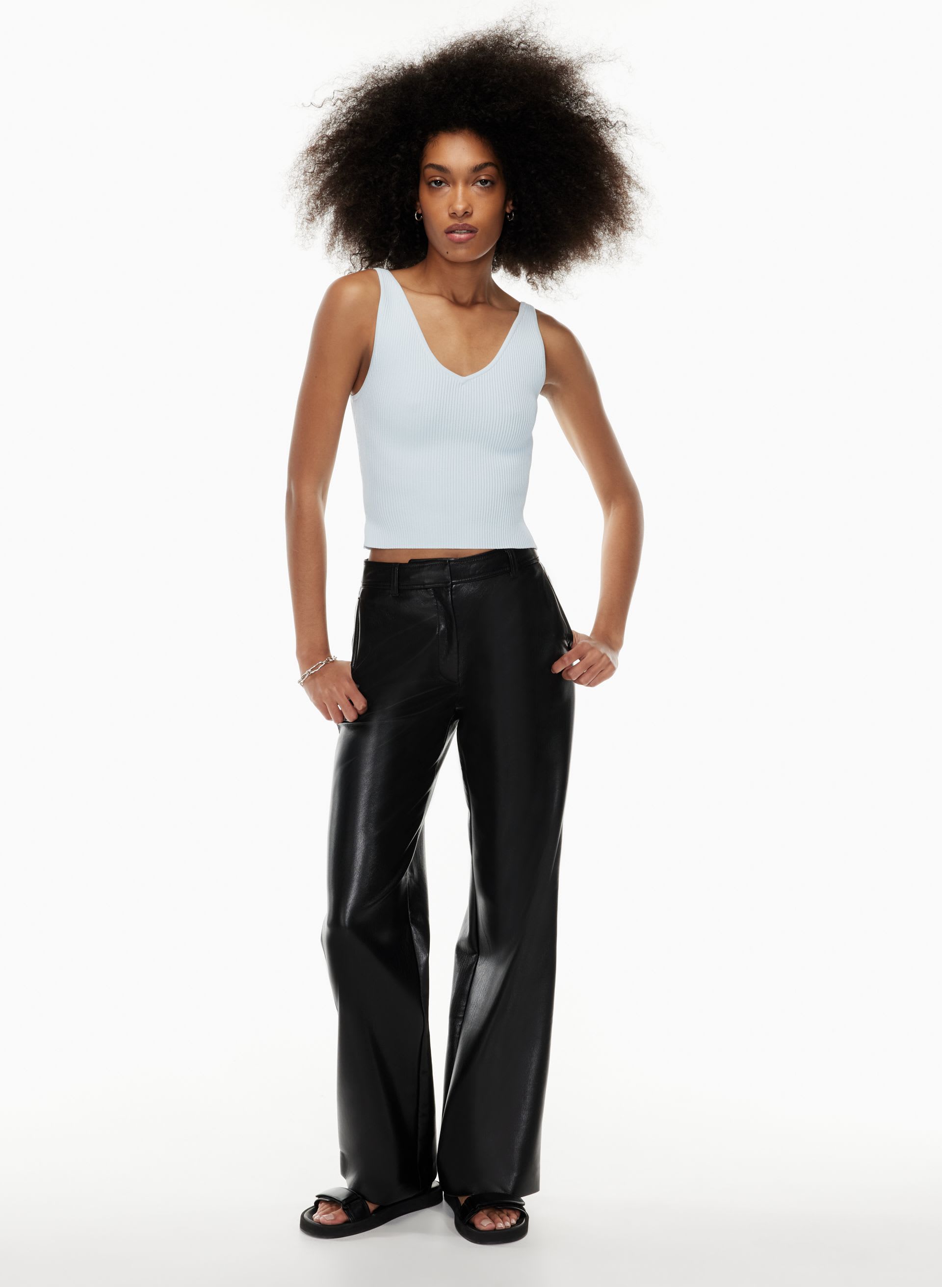 Sculpt Knit V-Neck Tank | Aritzia US