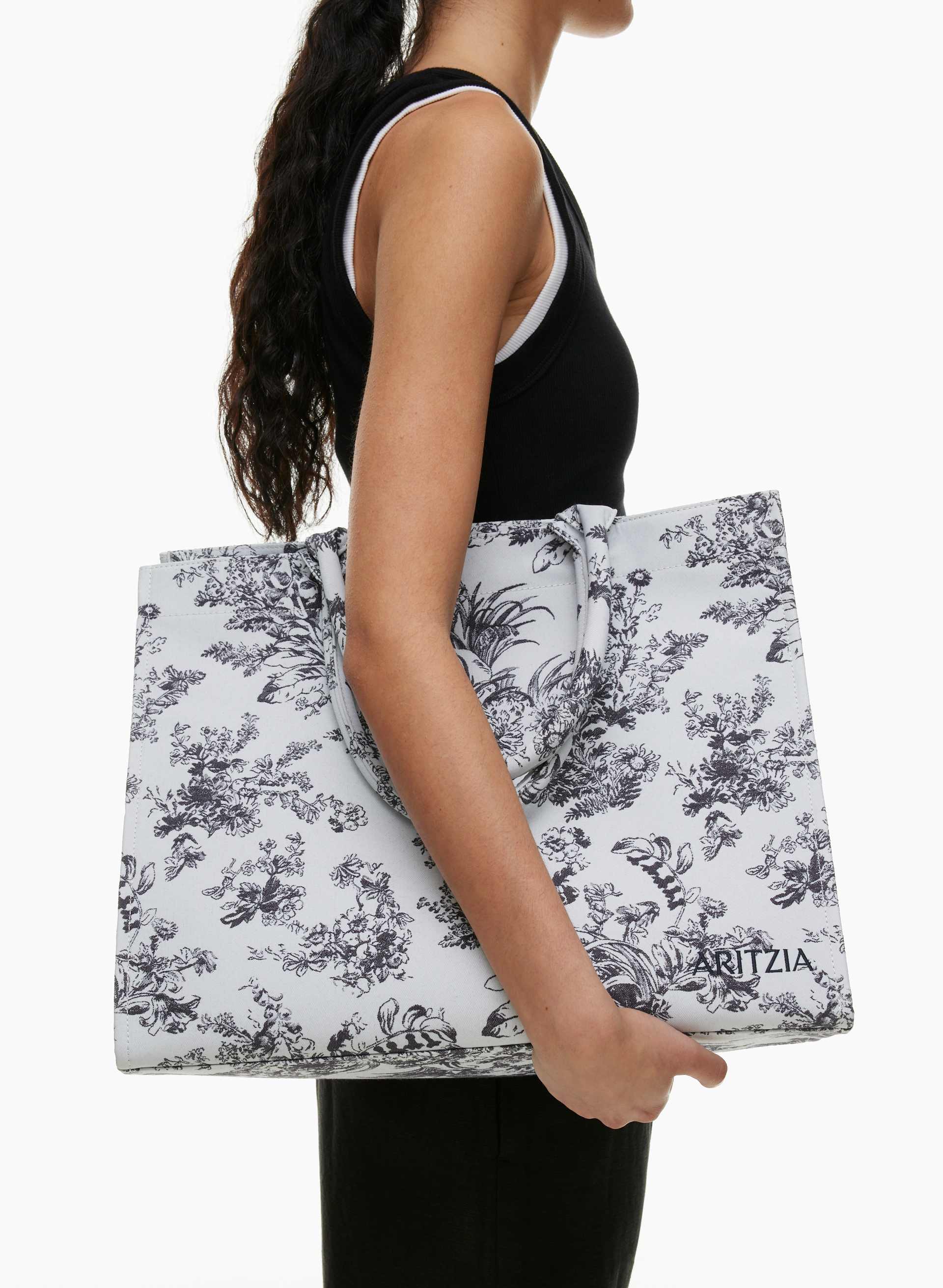Keep Bigger Tote | Aritzia US