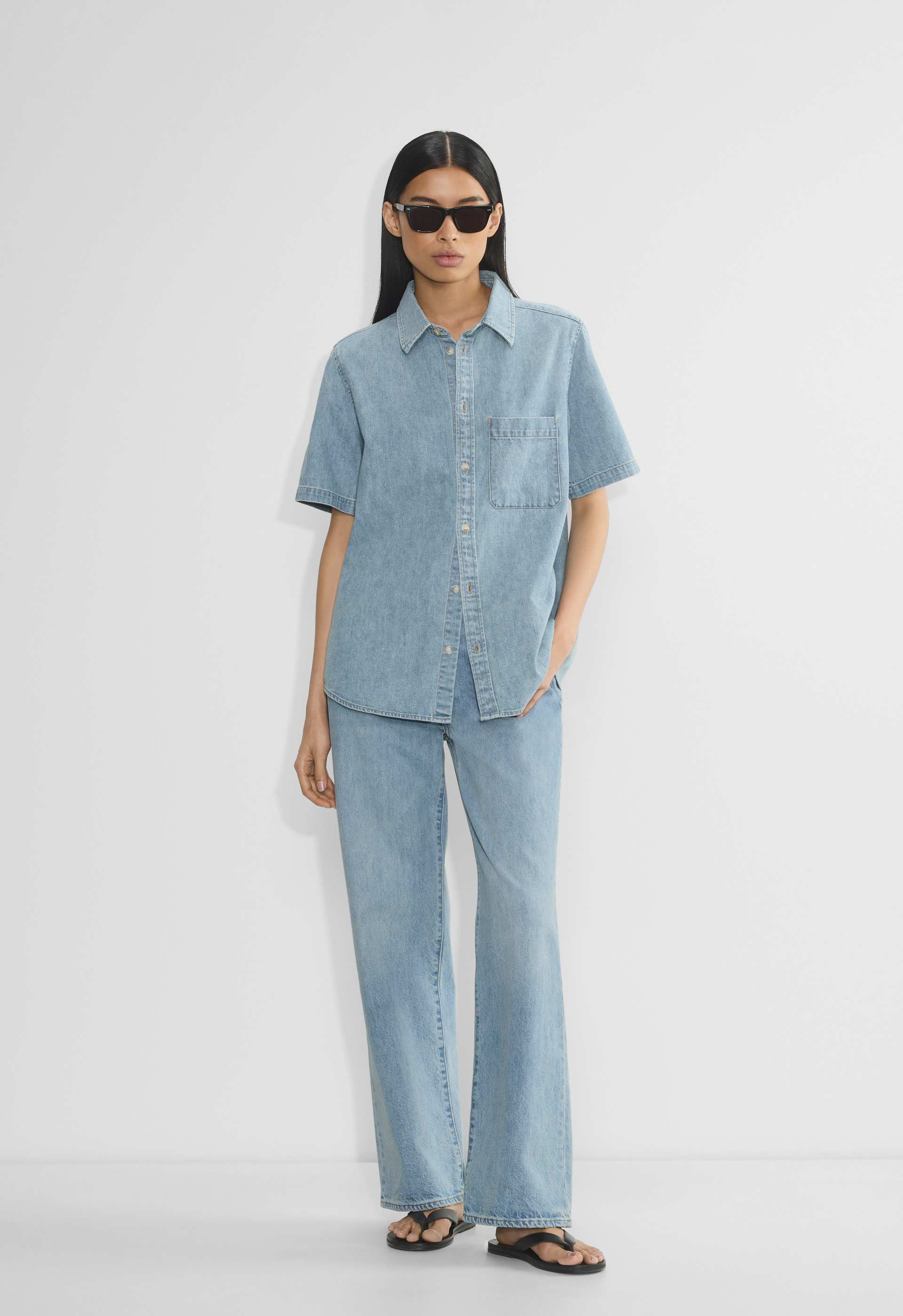 Denim Forum The '90s Vintage Shortsleeve Denim Shirt | Aritzia US