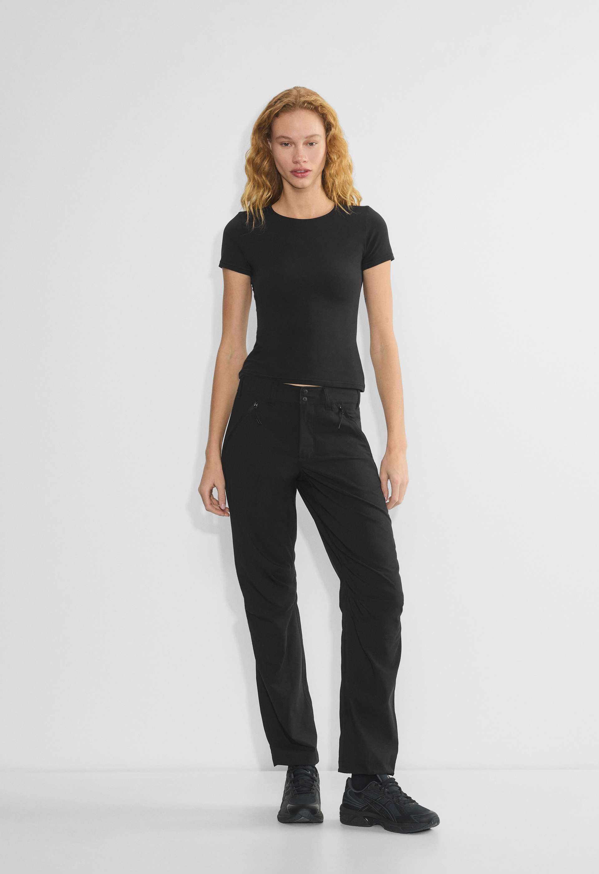 Aritzia アリツィア　ヨガウエア　ロンパー　黒 Vertical Hiking Pant | Aritzia US
