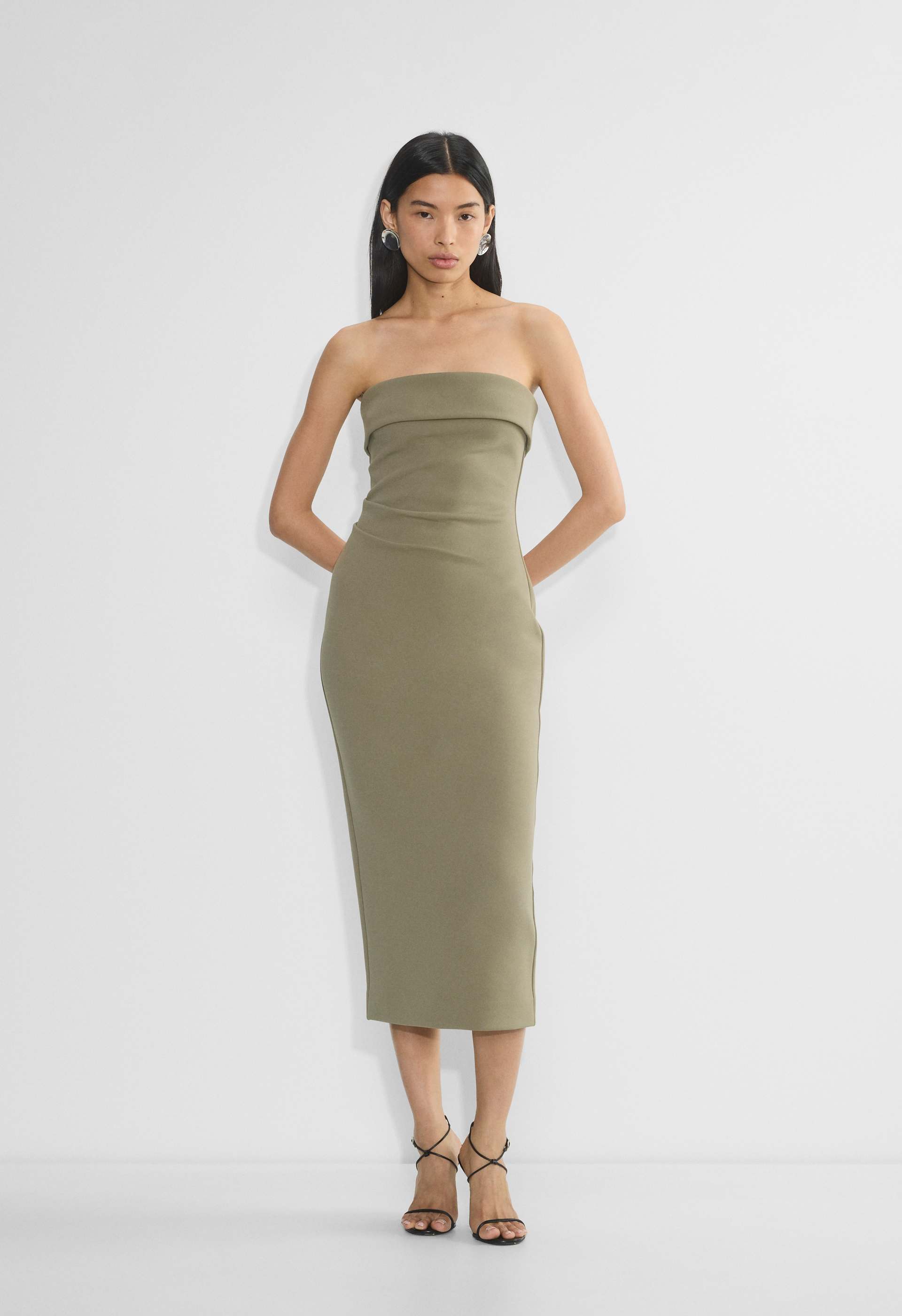 FigureKnit™ Eyecatcher Dress
