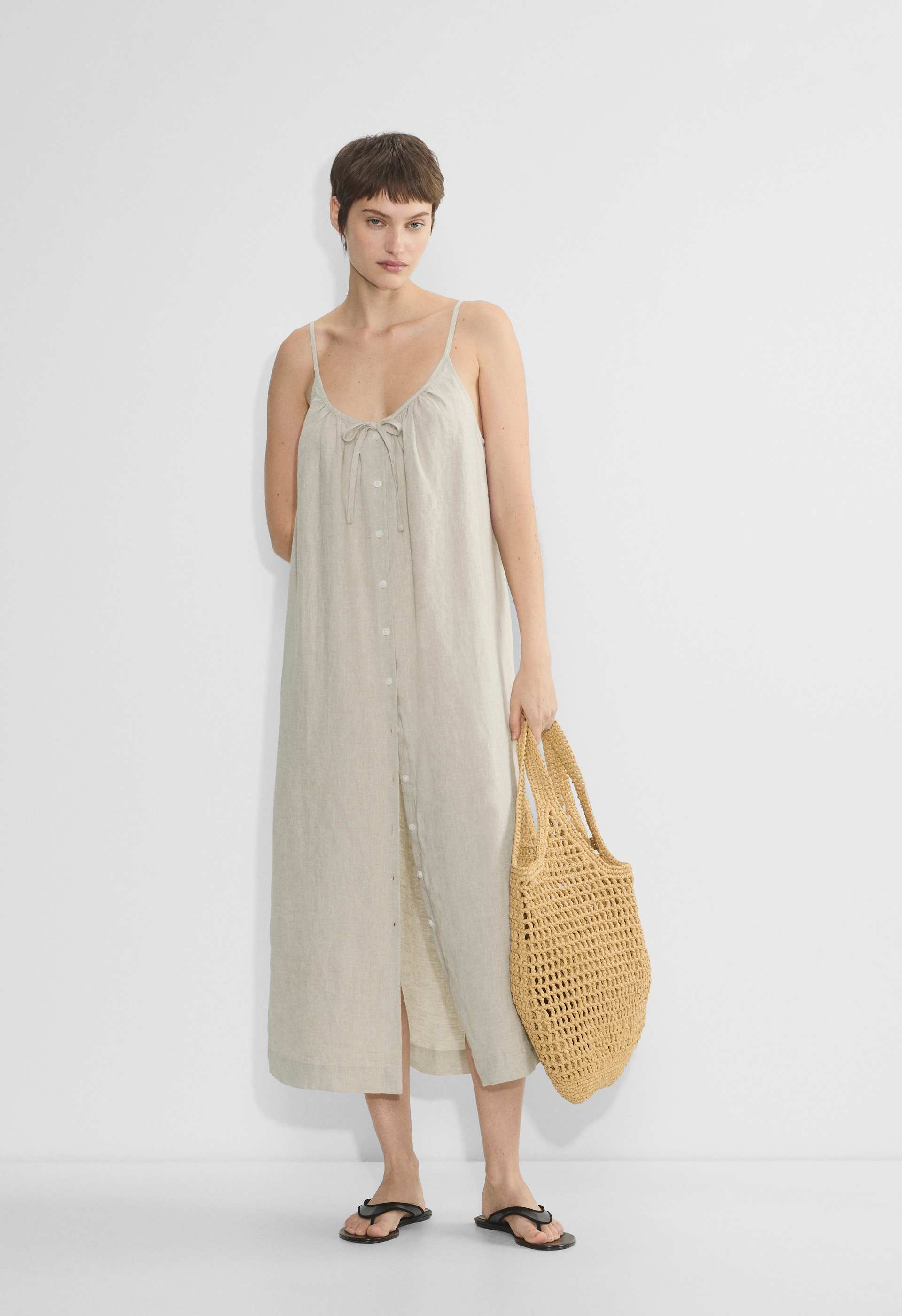 Passport Linen Dress | Aritzia US