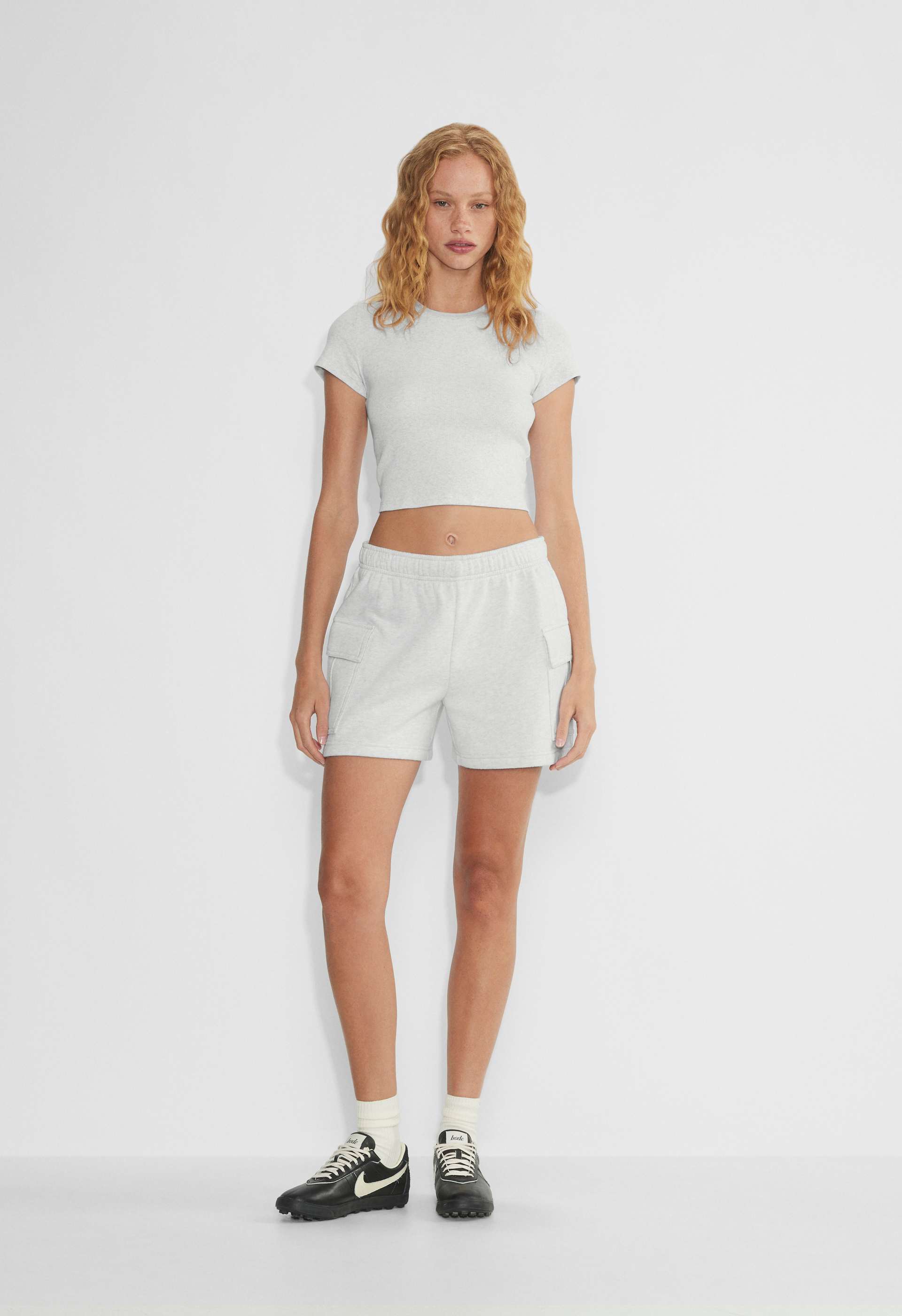 Cozy Sweatfleece Mega Cargo™ Mid-Thigh Short | Aritzia US