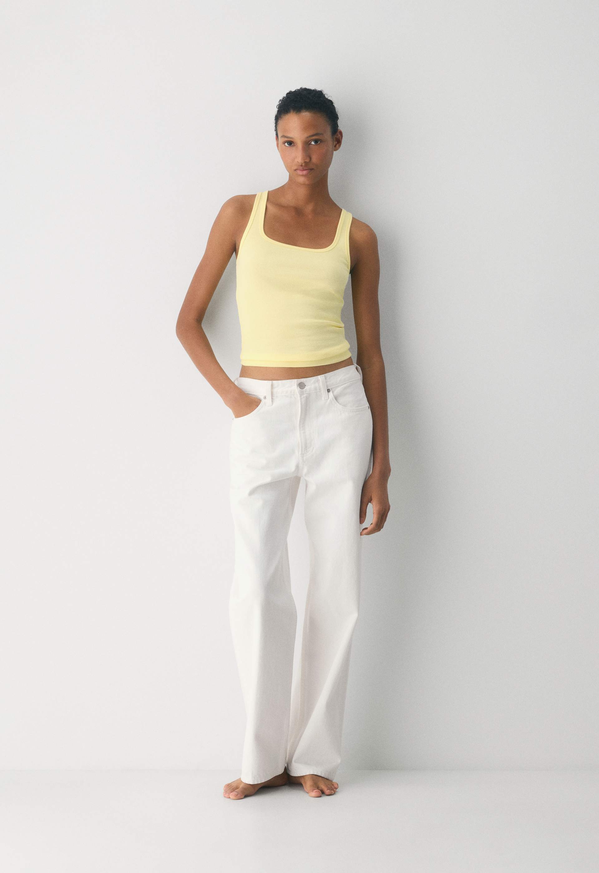 HomeStretch™ Rib Frequency Tank | Aritzia US