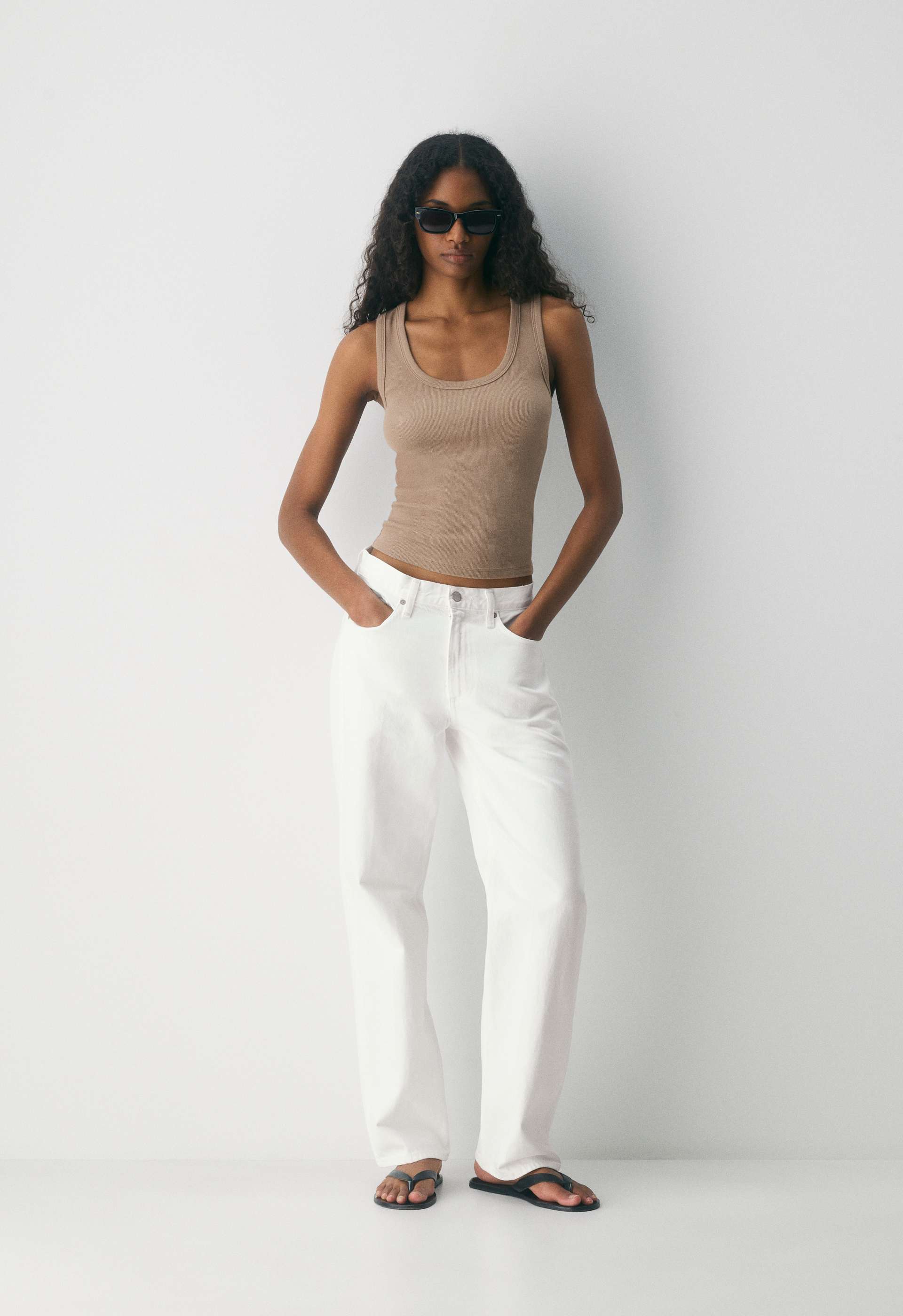 HomeStretch™ Rib Vinyl Tank