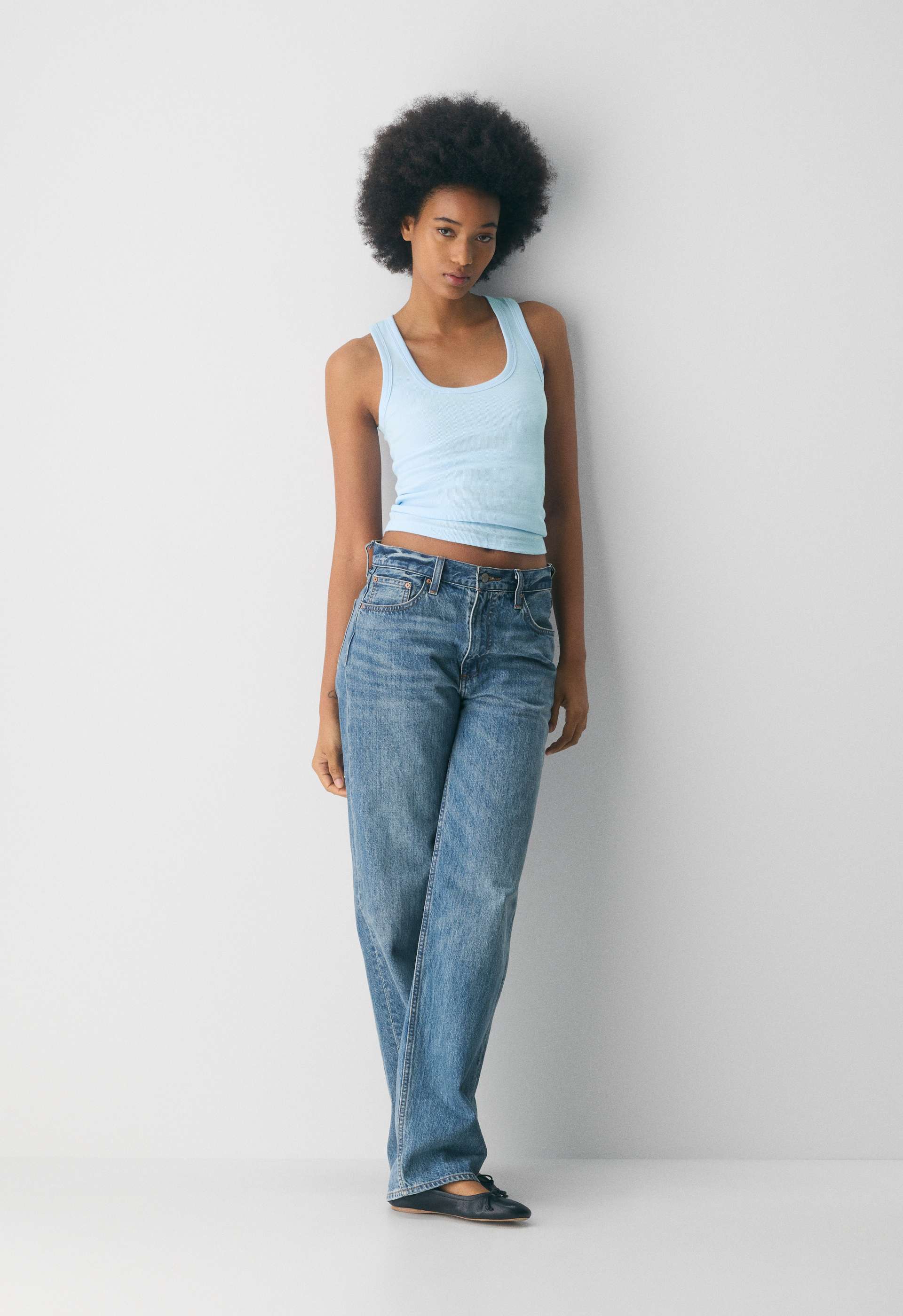 HomeStretch™ Rib Vinyl Tank | Aritzia US