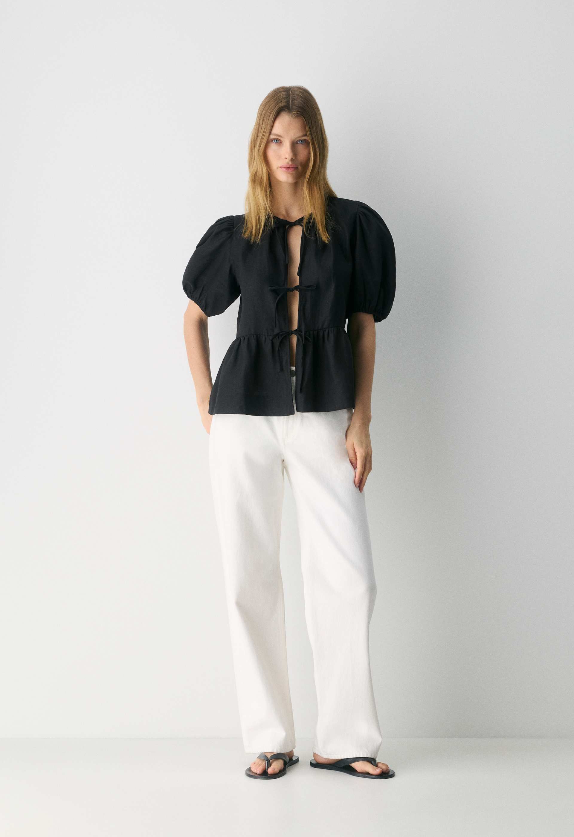 Violette Linen Blouse