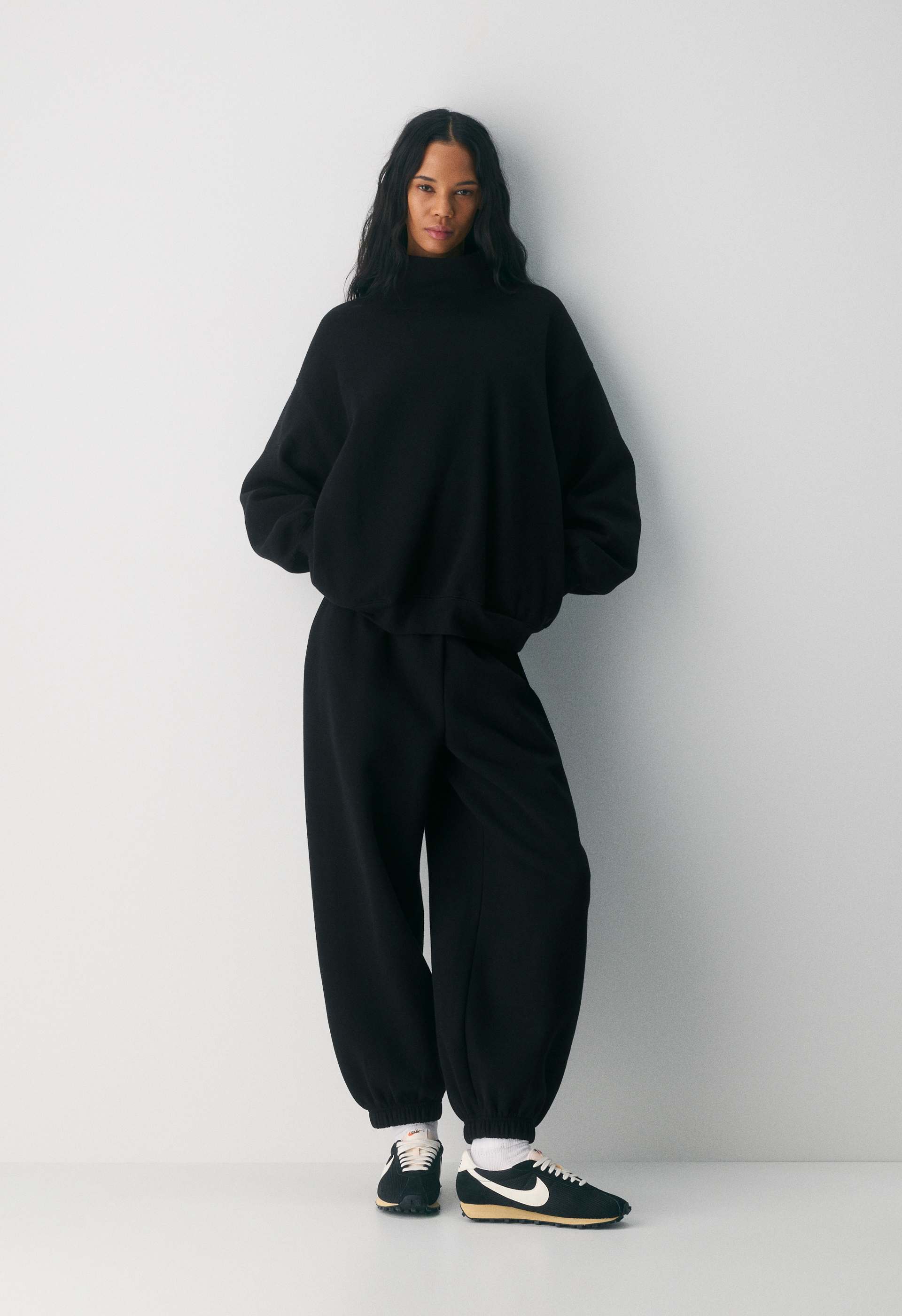 Cozy Sweatfleece Mega Funnel Neck