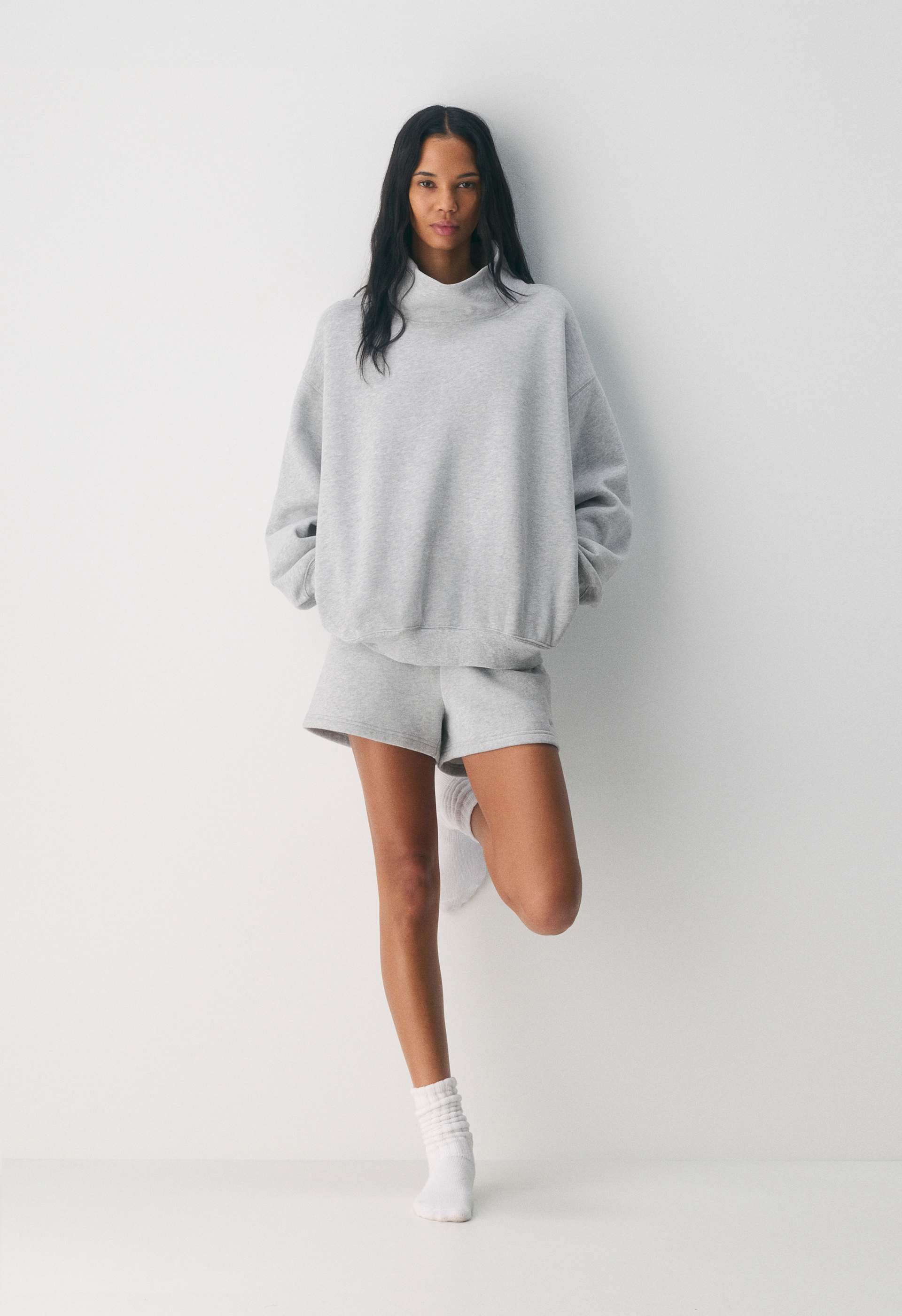 Cozy Sweatfleece Mega Funnel Neck