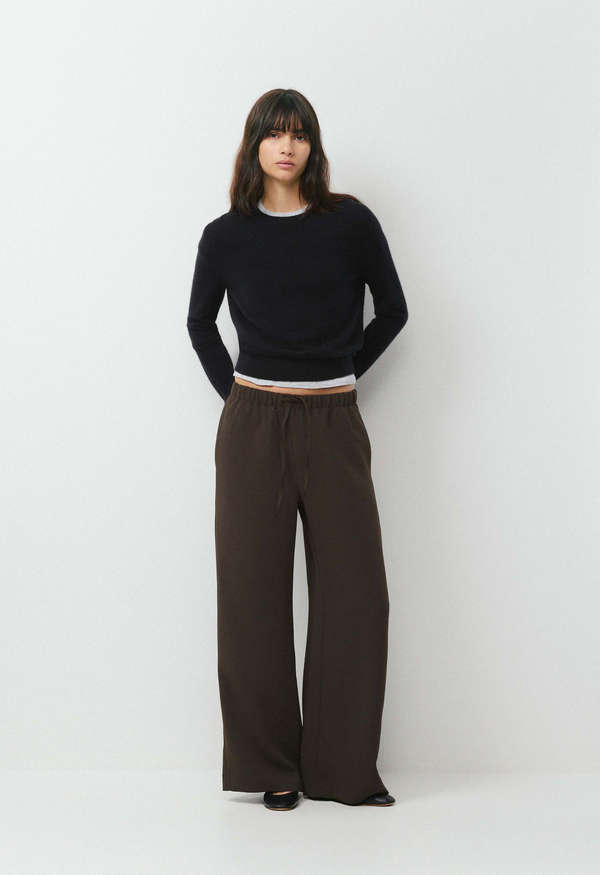 The Lodge Pant™ - Crepette™ | Aritzia US