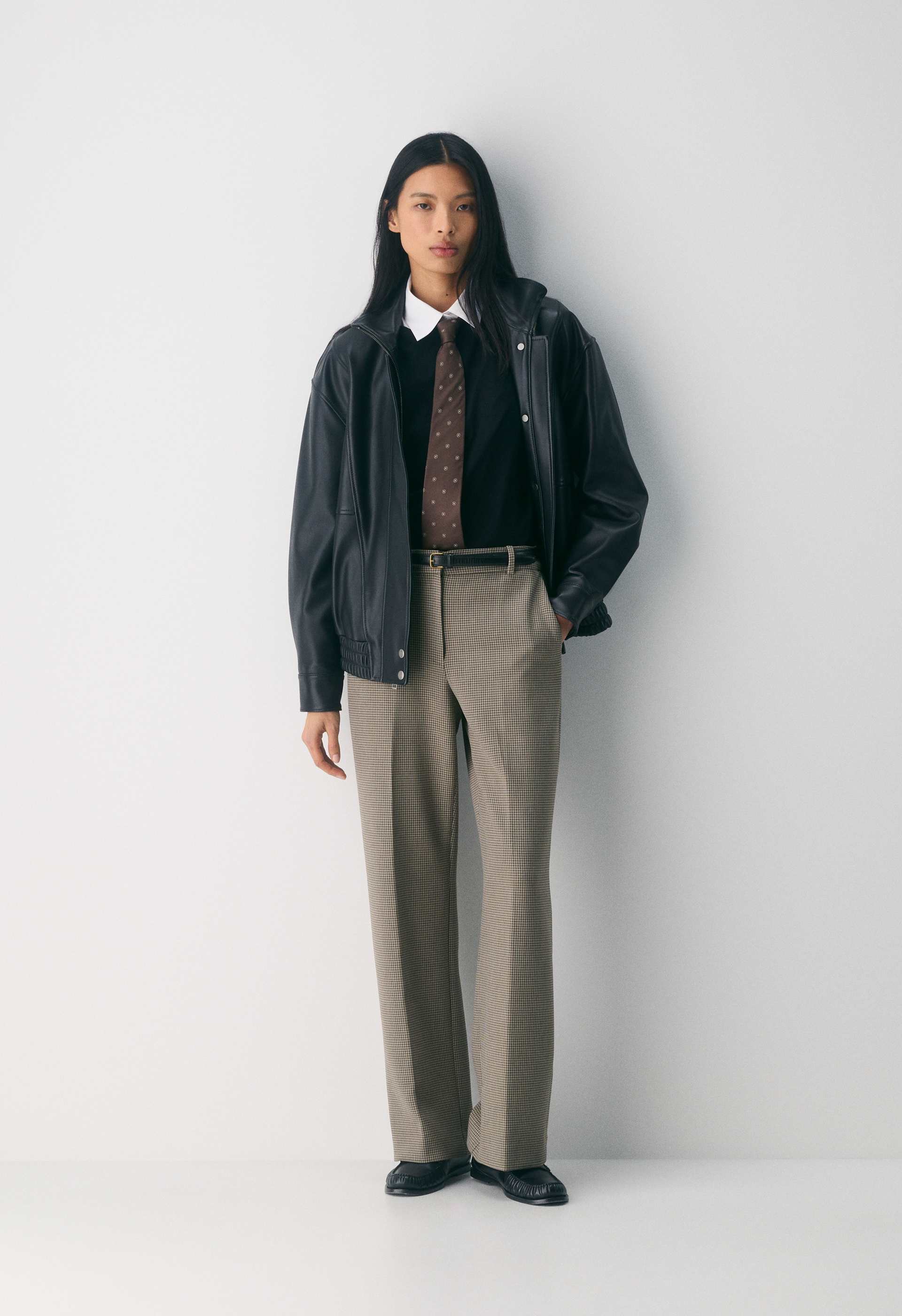 New Agency Pant - (Re)ssential