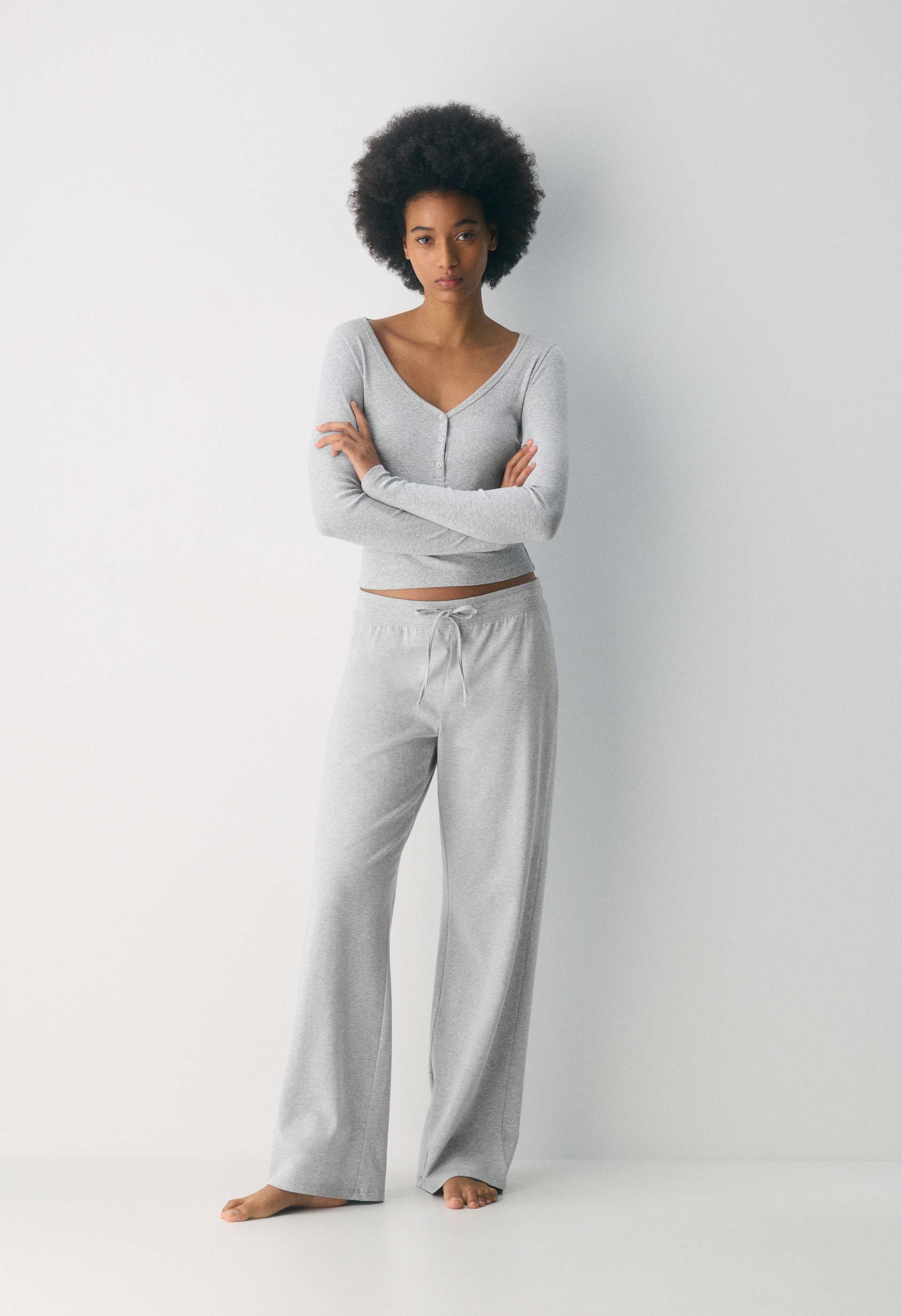 HomeStretch™ Smooth Kickback Pant