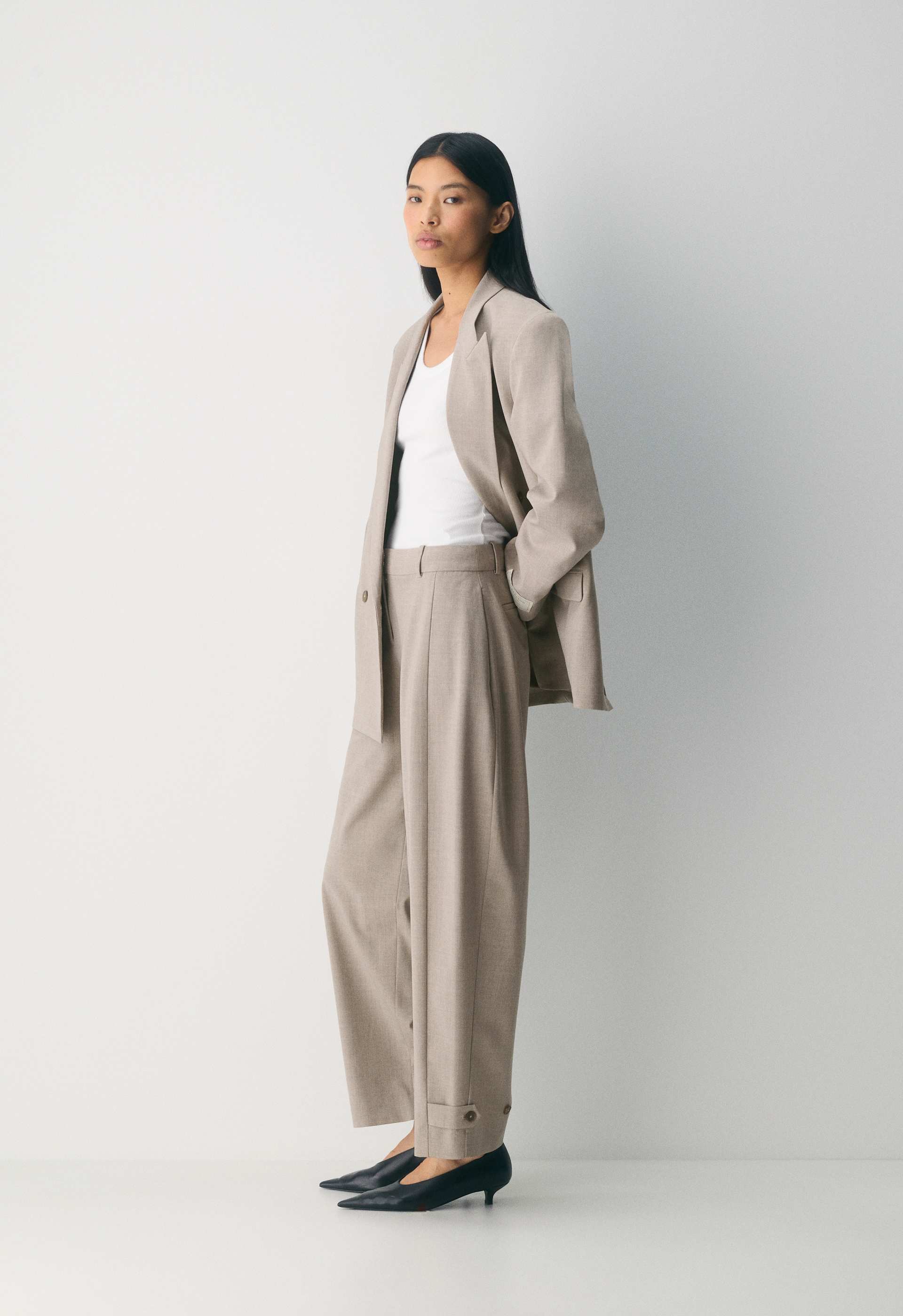 Chamber Wool Pant | Aritzia US
