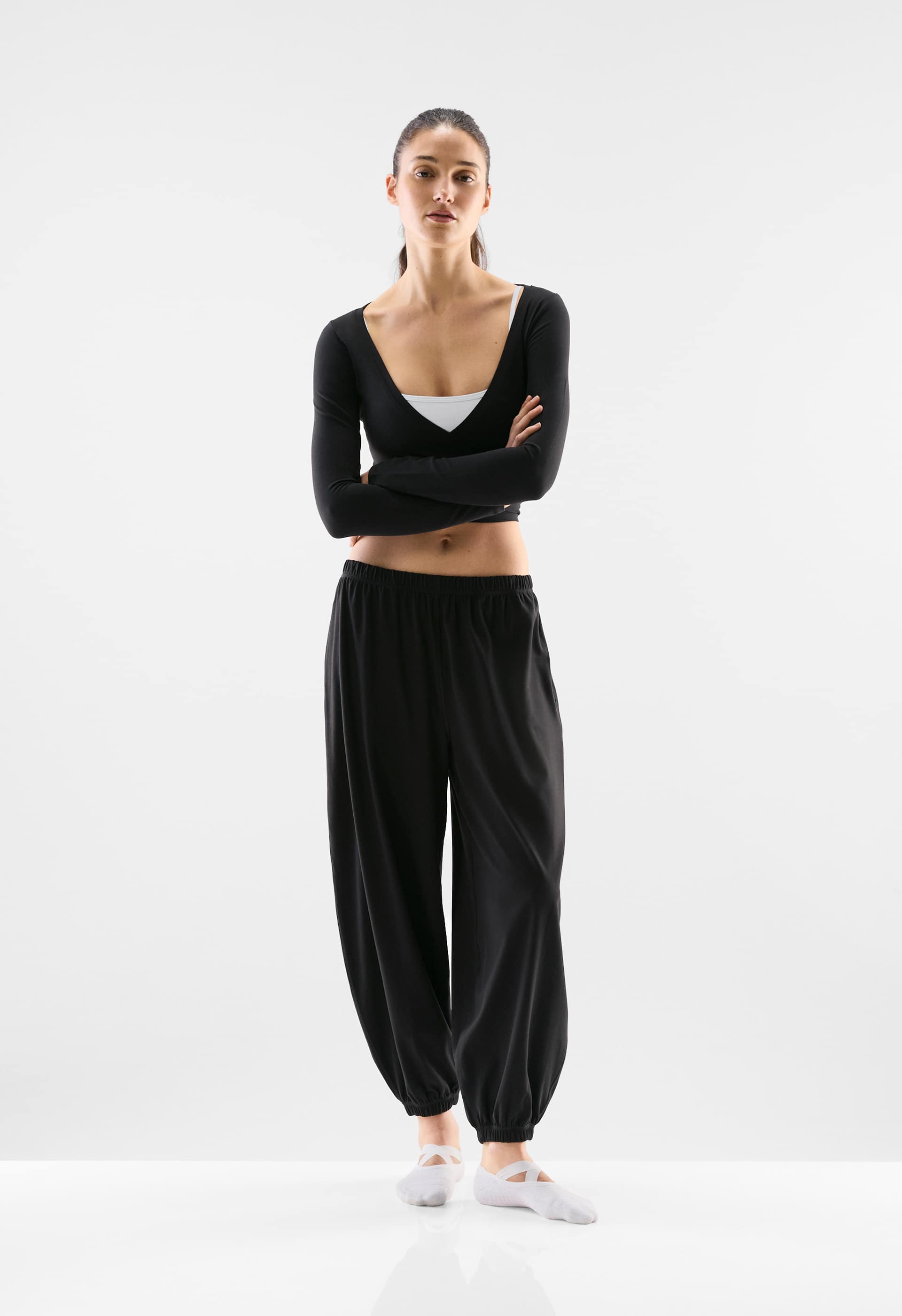 BUTTER Trajectory Balloon Pant | Aritzia US