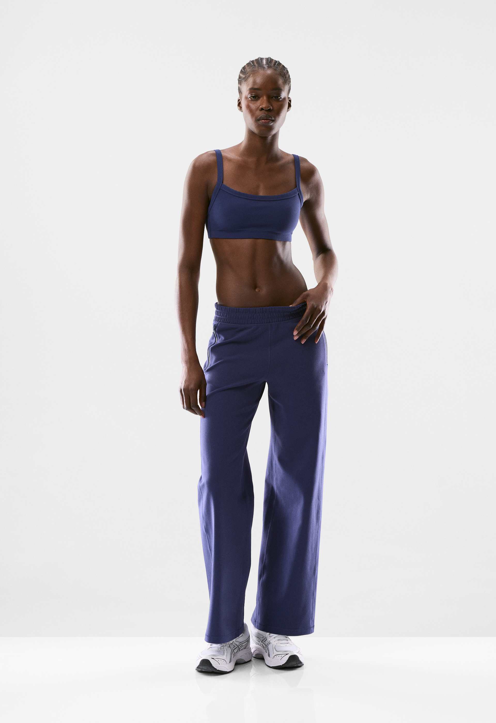 LIFE Contender Pant | Aritzia US