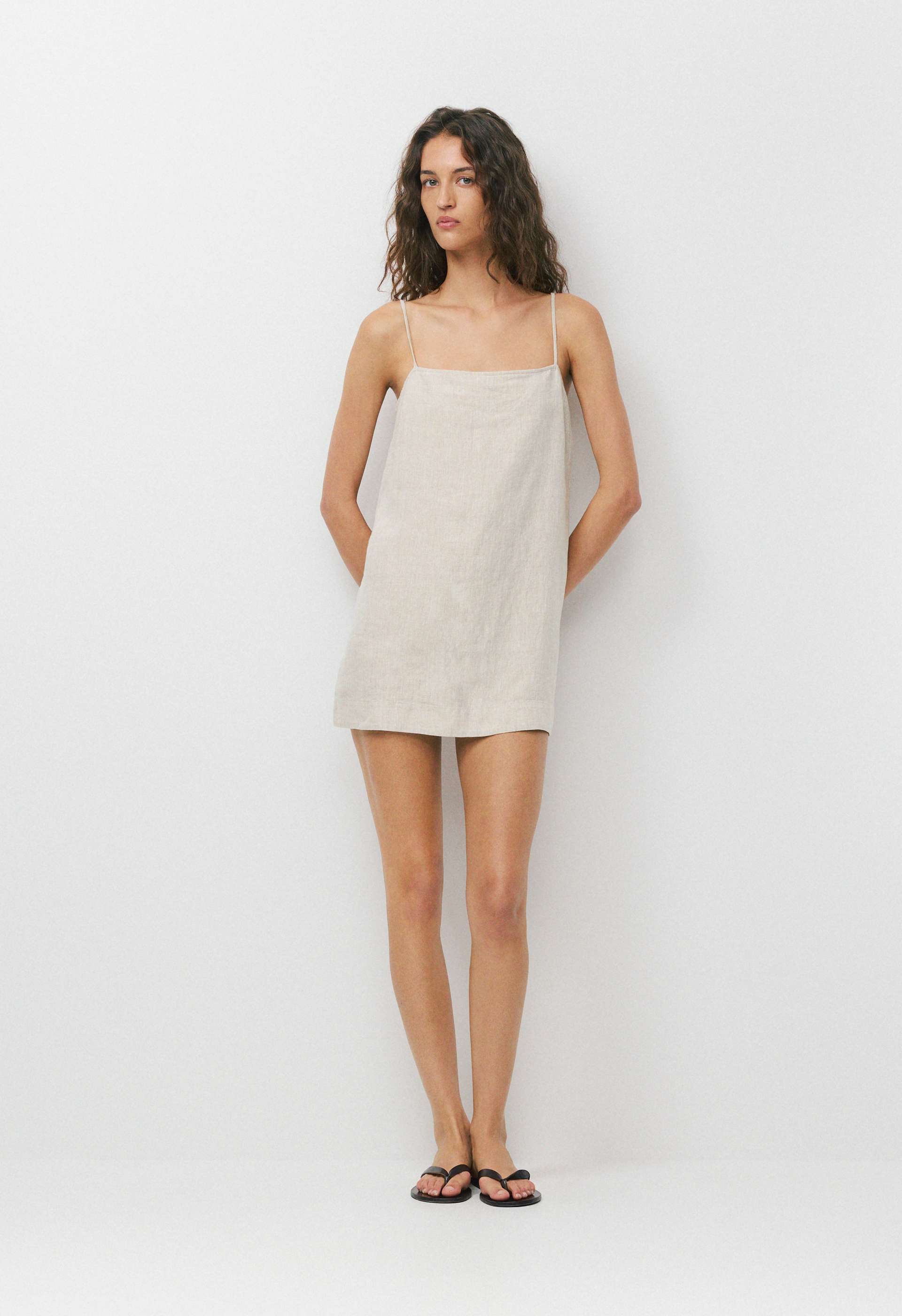 Arcos Linen Dress