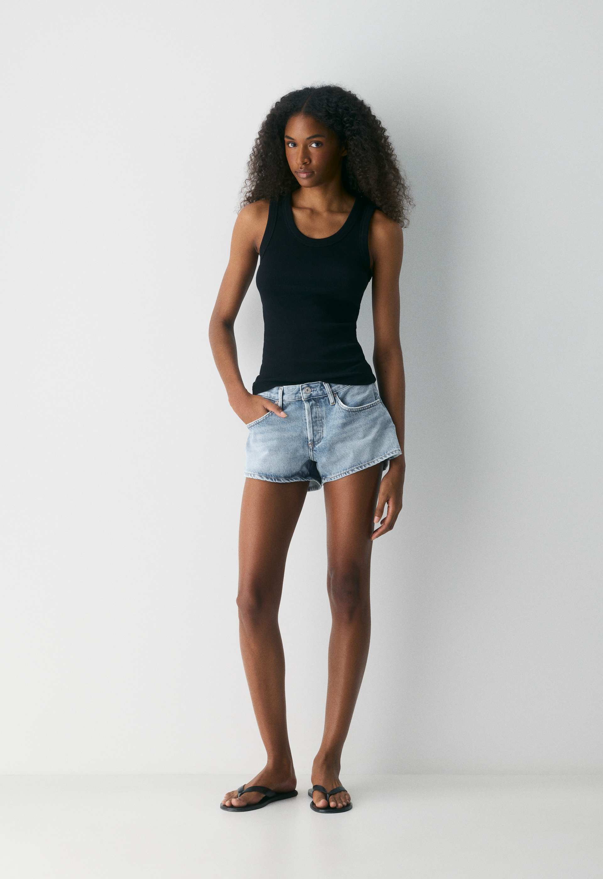 AGOLDE Low Rise Parker Jean Short