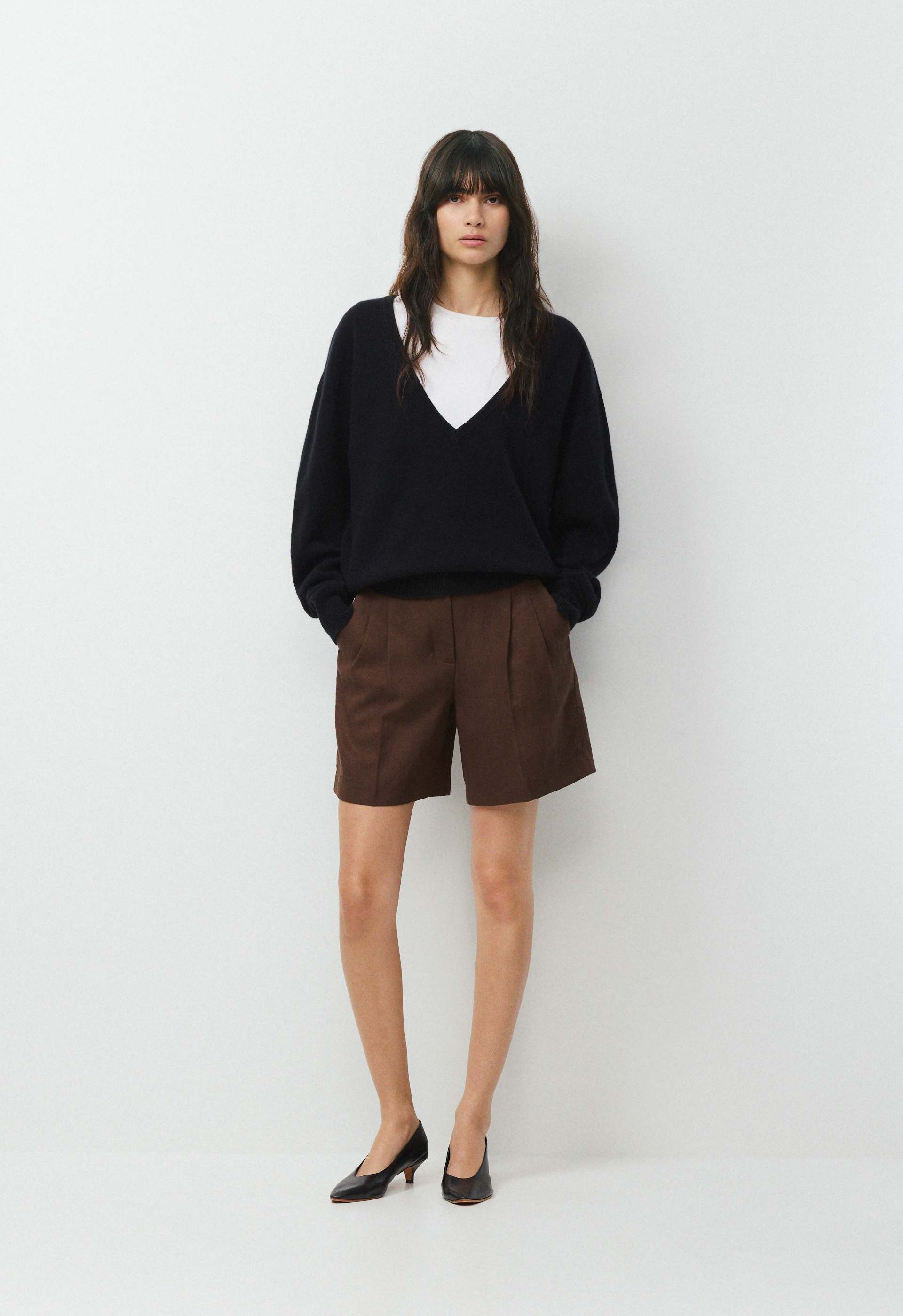 The Effortless Short™ Above-Knee - PowerLinen™