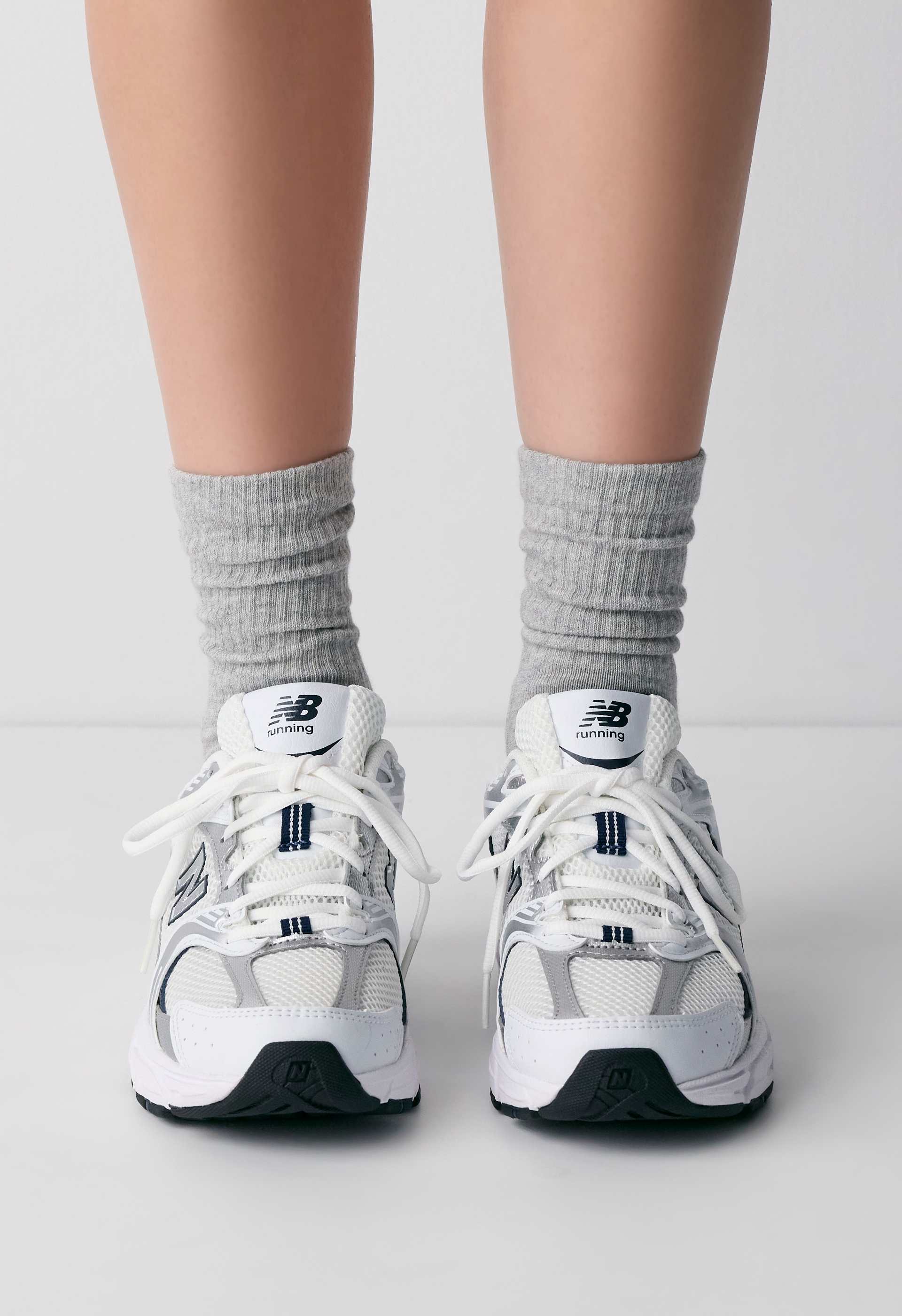 New Balance 530 | Aritzia CA