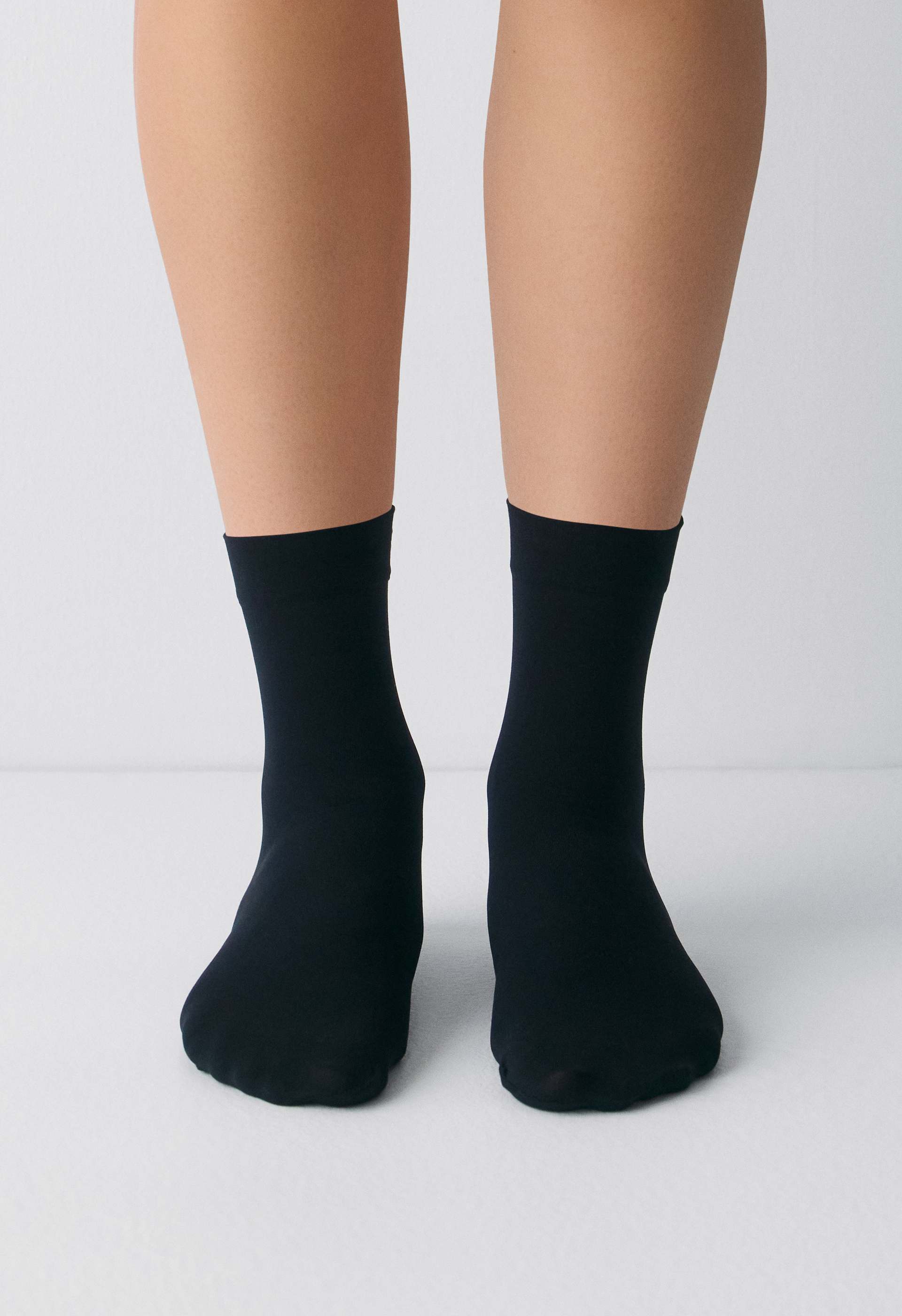 Dainty Semi-Sheer Ankle Sock 3-Pack