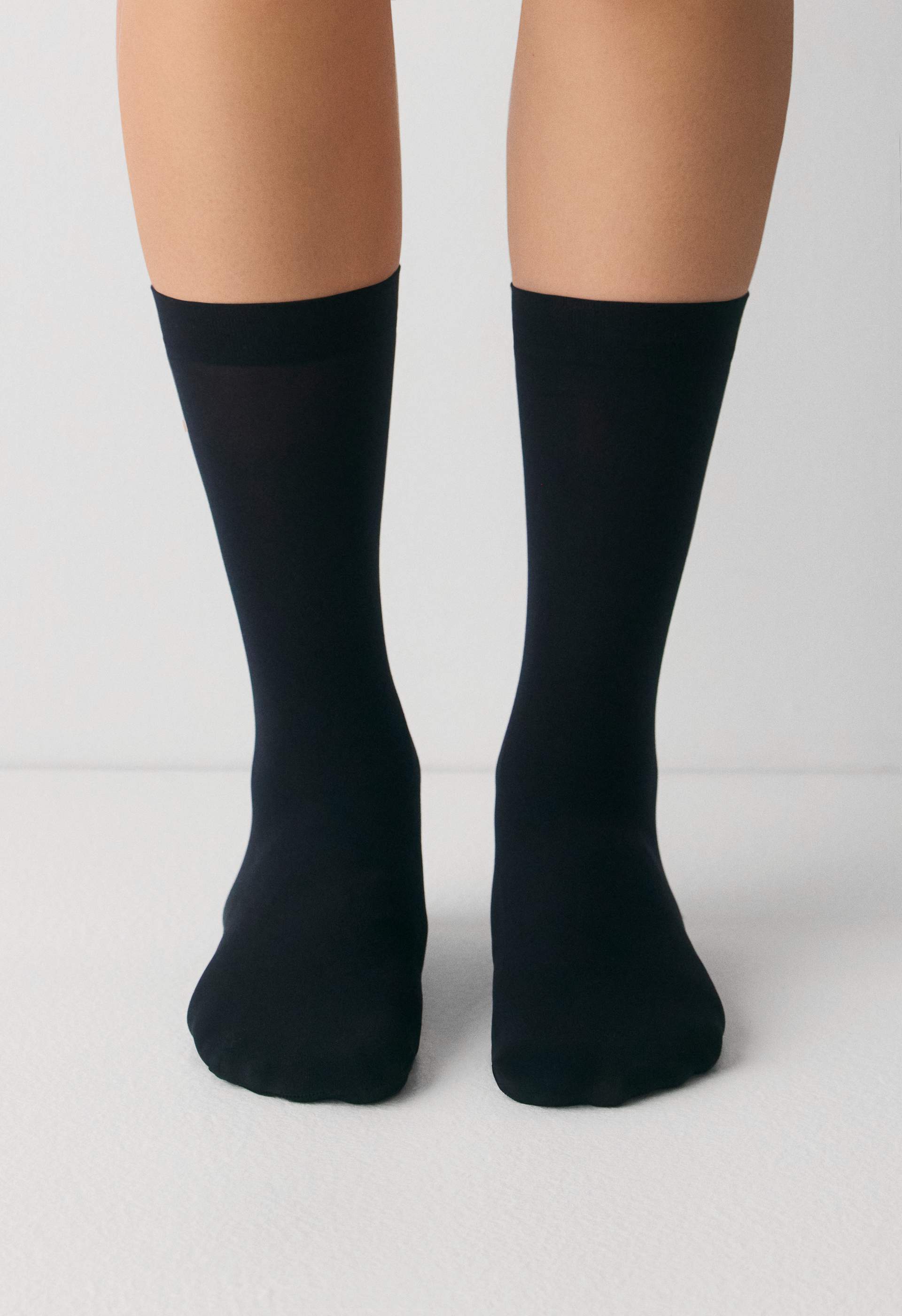 Dainty Semi-Sheer Crew Sock 3-Pack