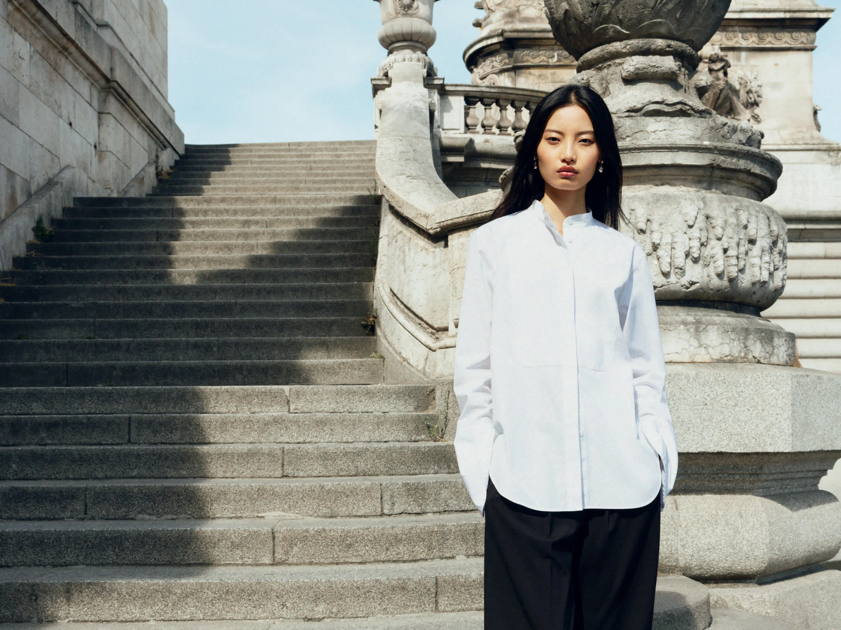 DISTRICT POPLIN SHIRT | Aritzia