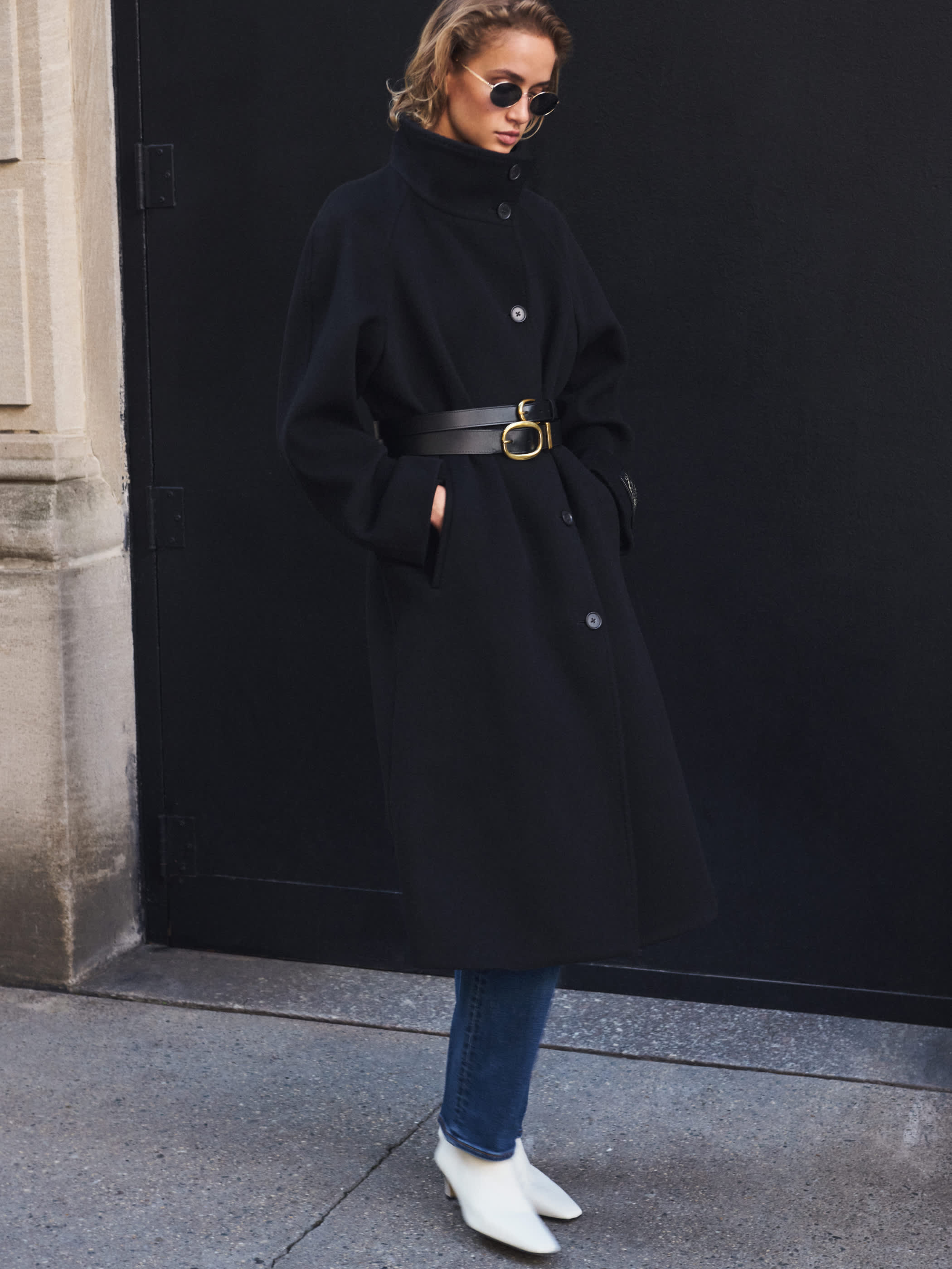 THE HAWTHORNE COAT | Aritzia