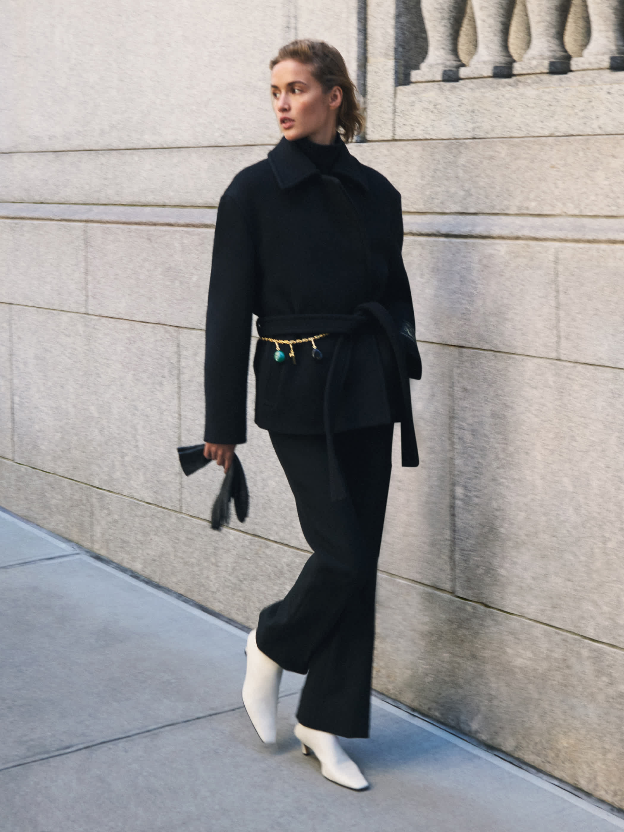 THE ELOWEN COAT | Aritzia