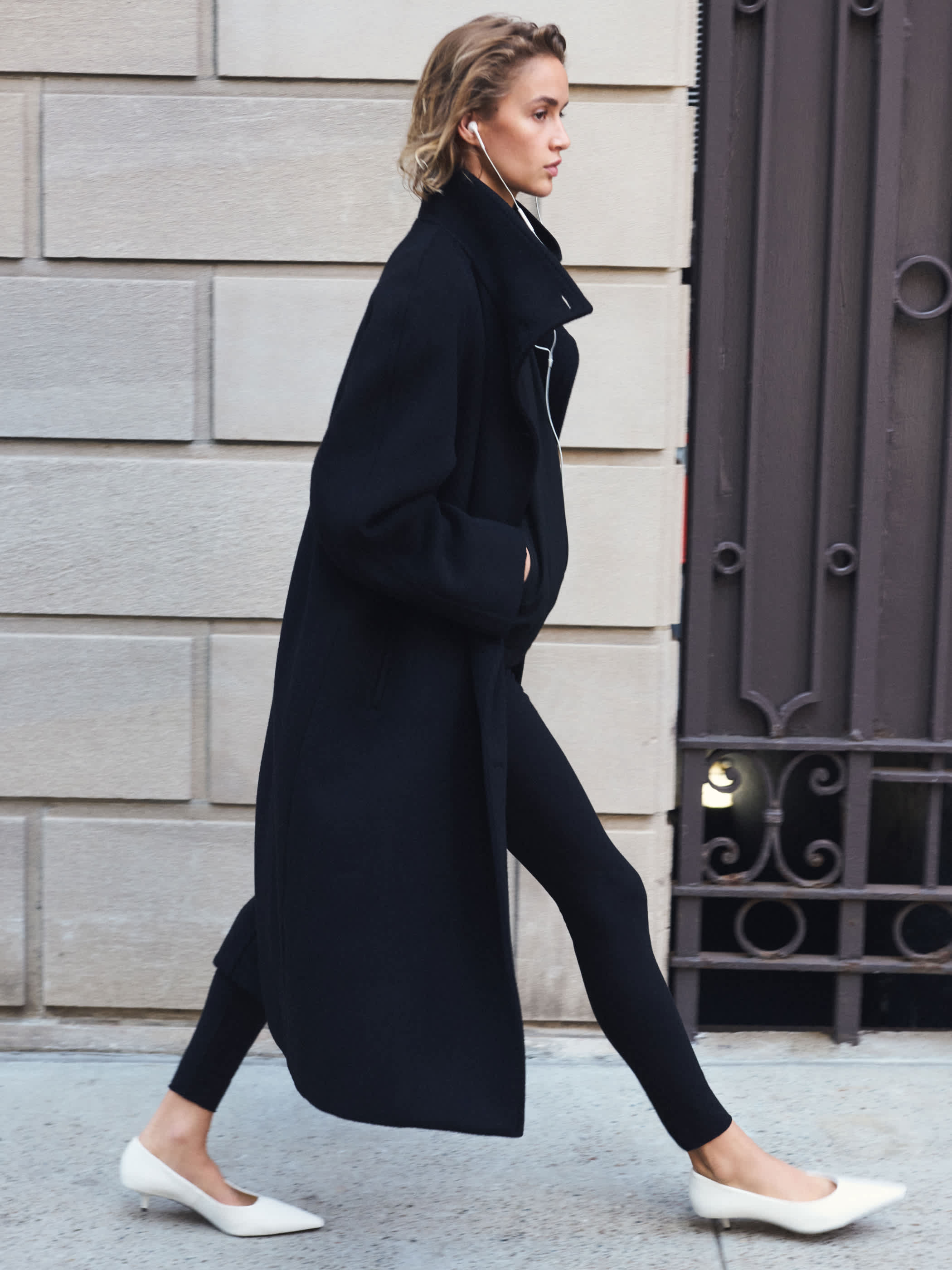 THE HAWTHORNE COAT | Aritzia