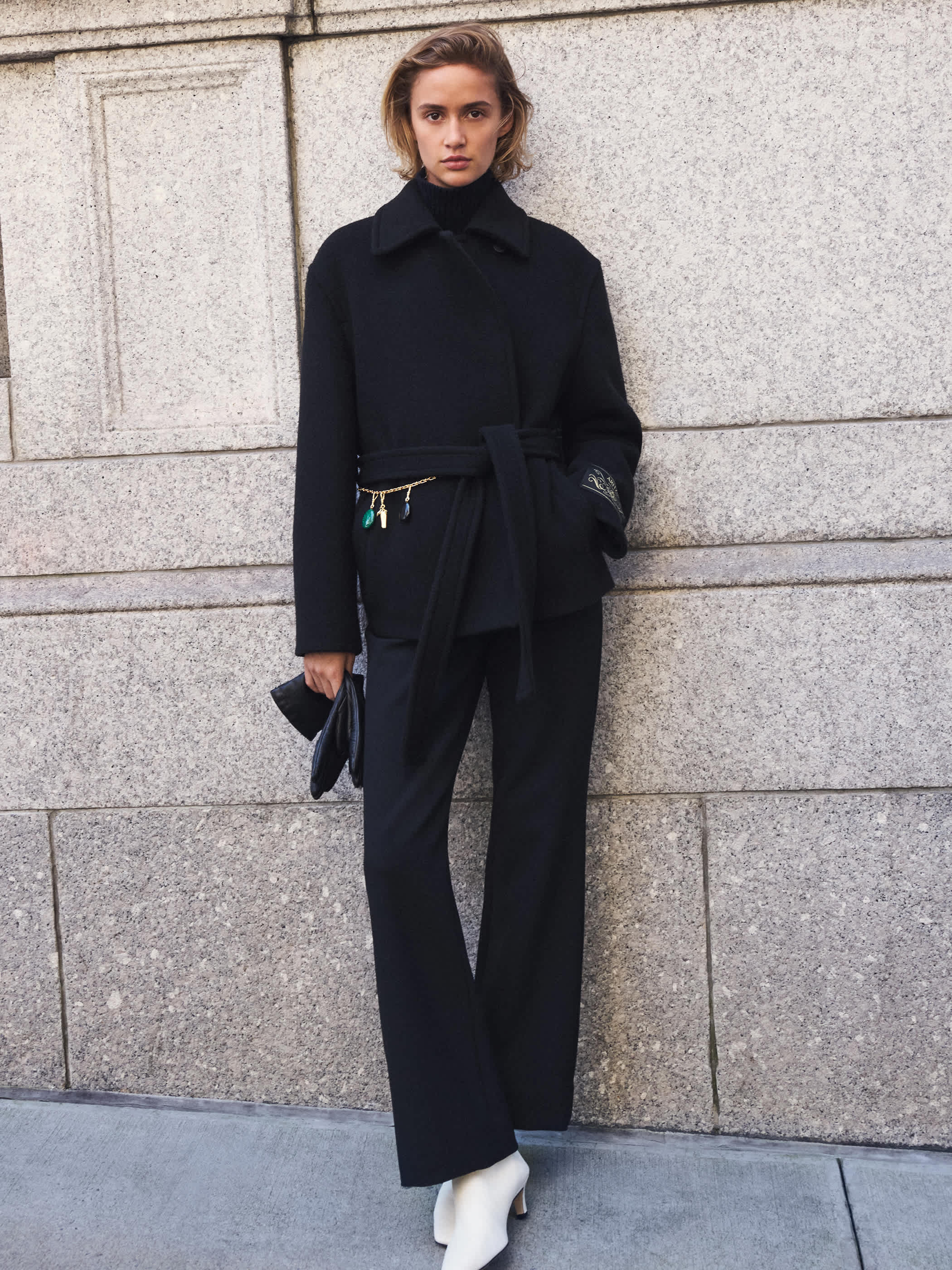 THE ELOWEN COAT | Aritzia