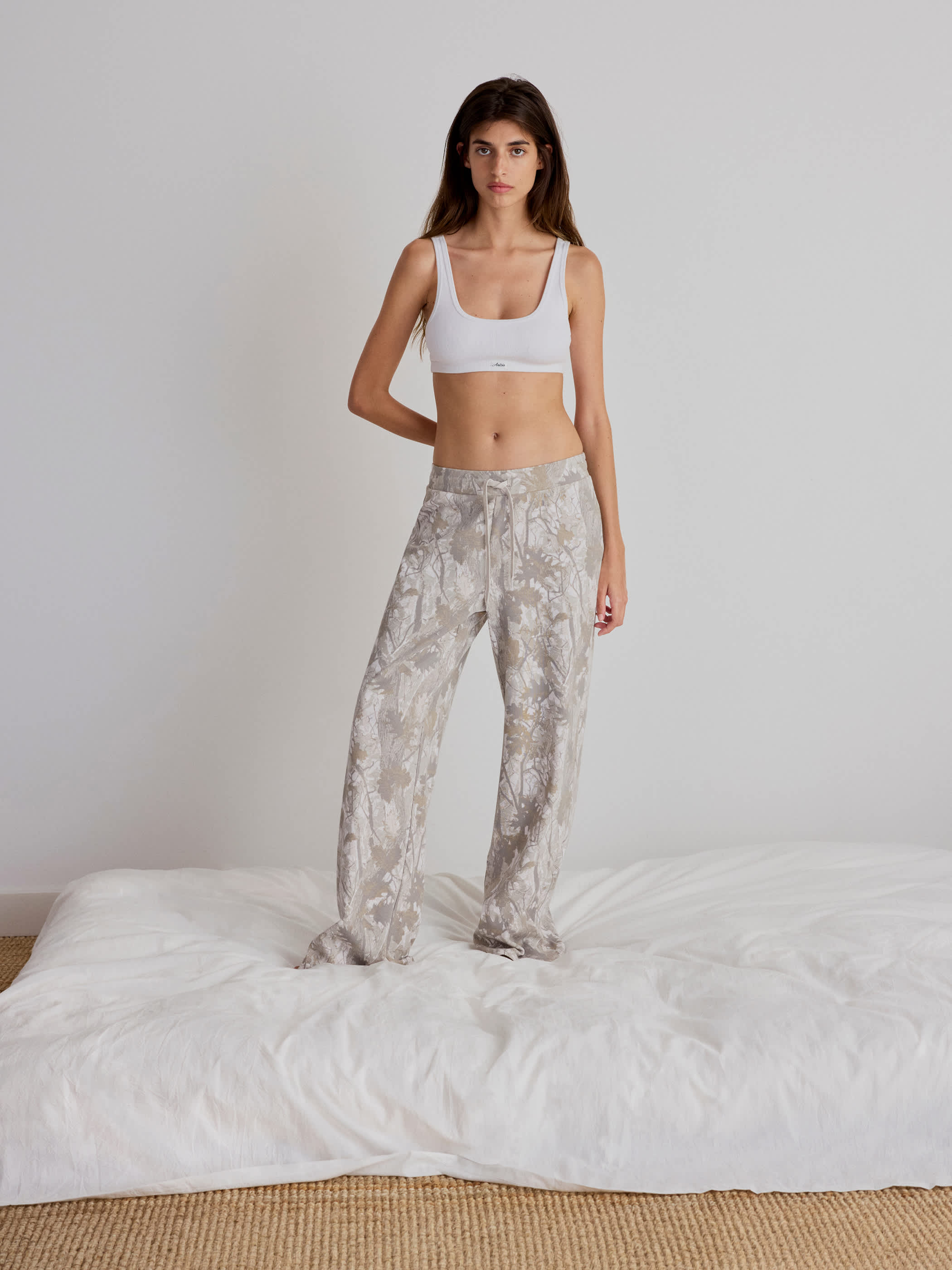 HomeStretch™ Rib Kickback Pant | Aritzia US