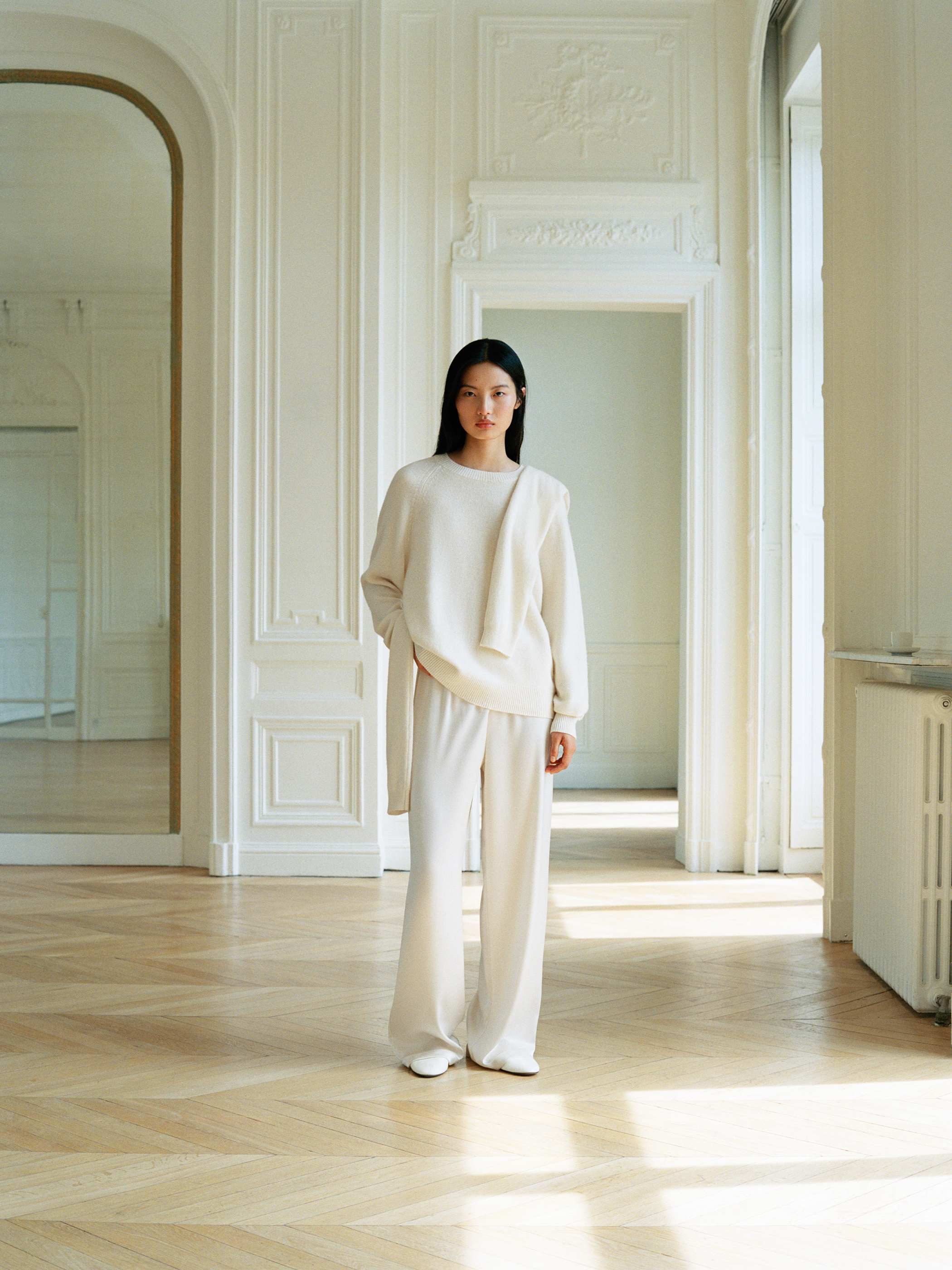 ESSENTIAL WOOL CASHMERE ISABELLE SWEATER | Aritzia