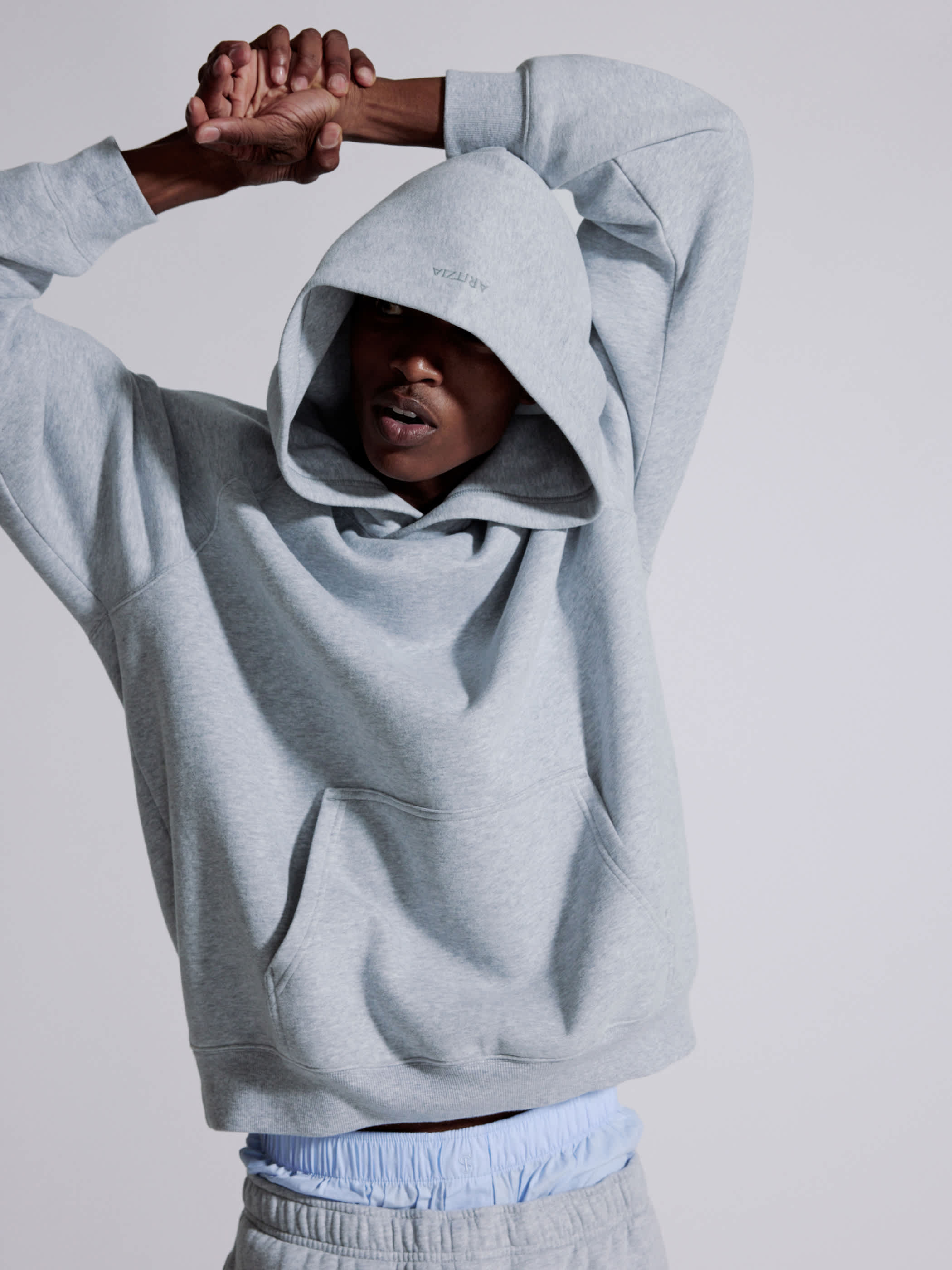 Cozy Sweatfleece Mega Raglan™ Hoodie Men's | Aritzia US