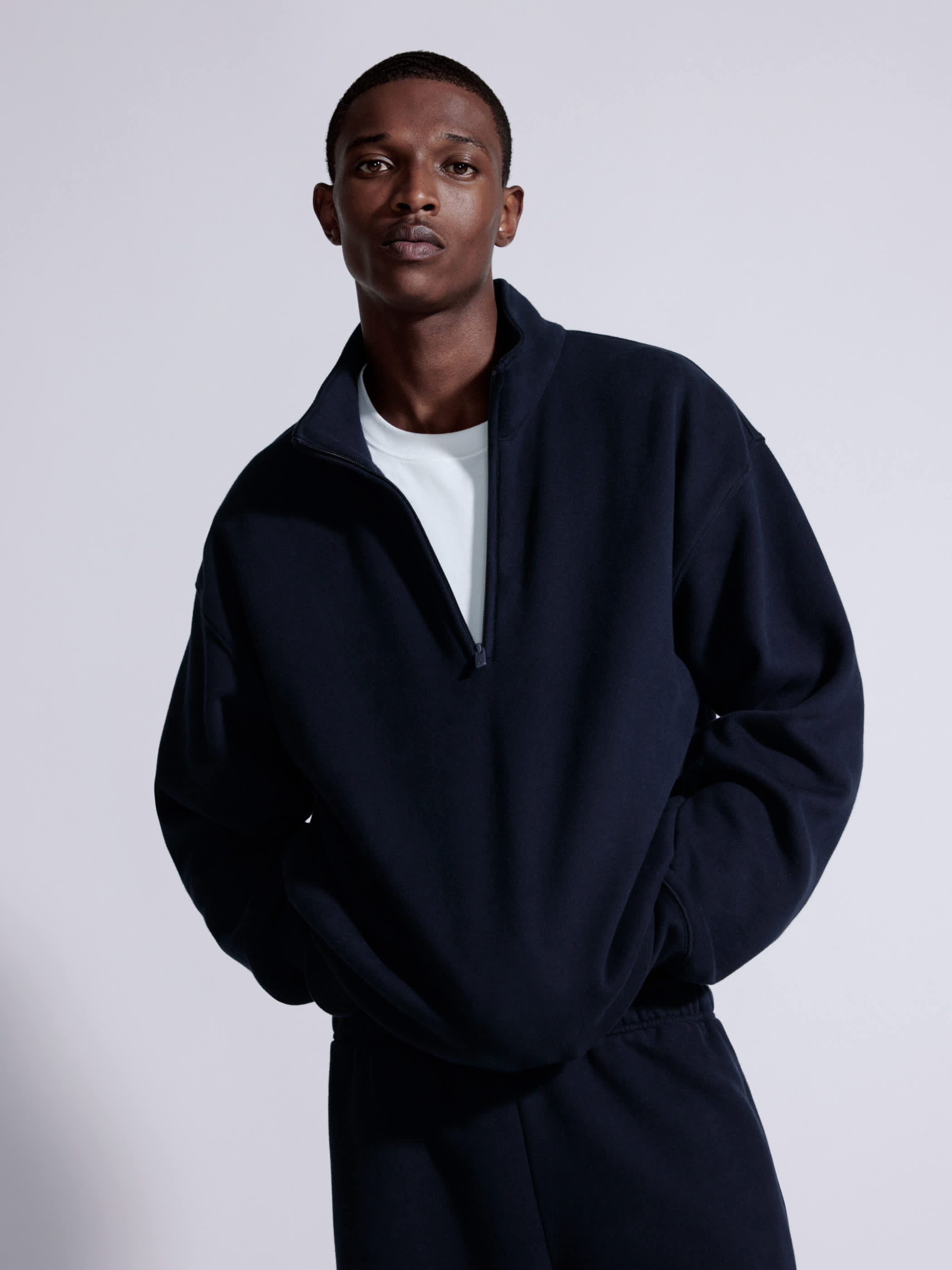 ウェア HALF ZIP ROUND FLEECE TOP Cozy Sweatfleece Perfect 1/2 Zip Men's | Aritzia US