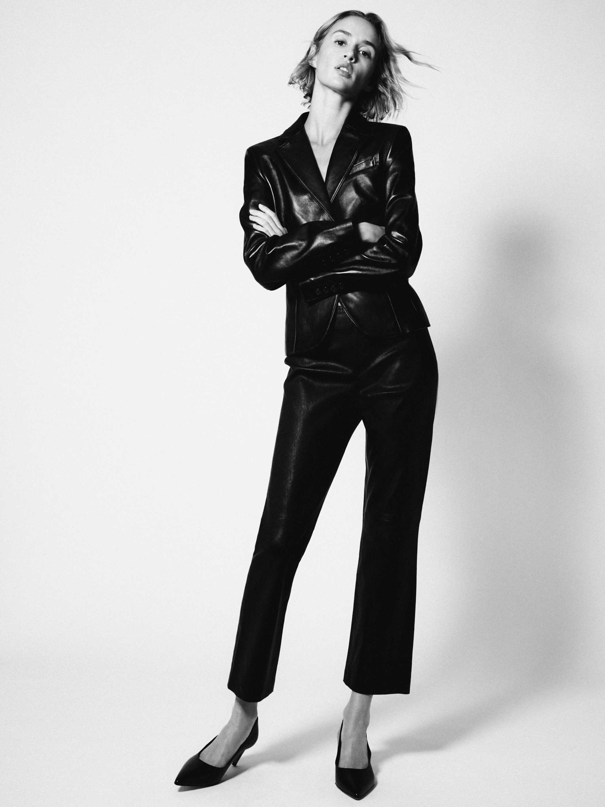 GILLIAN BLAZER | Aritzia