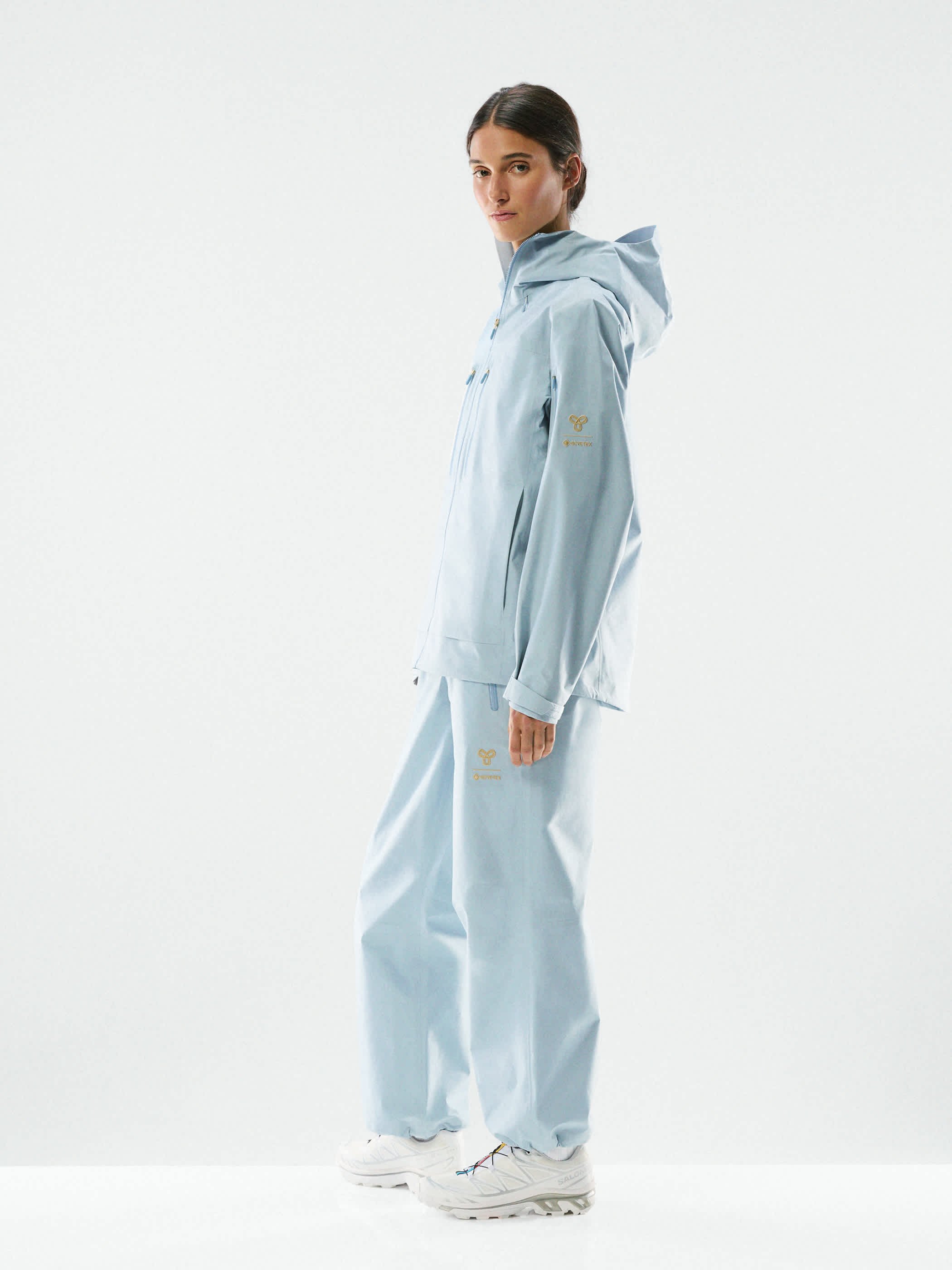GORE-TEX® FRONTIER JACKET | Aritzia