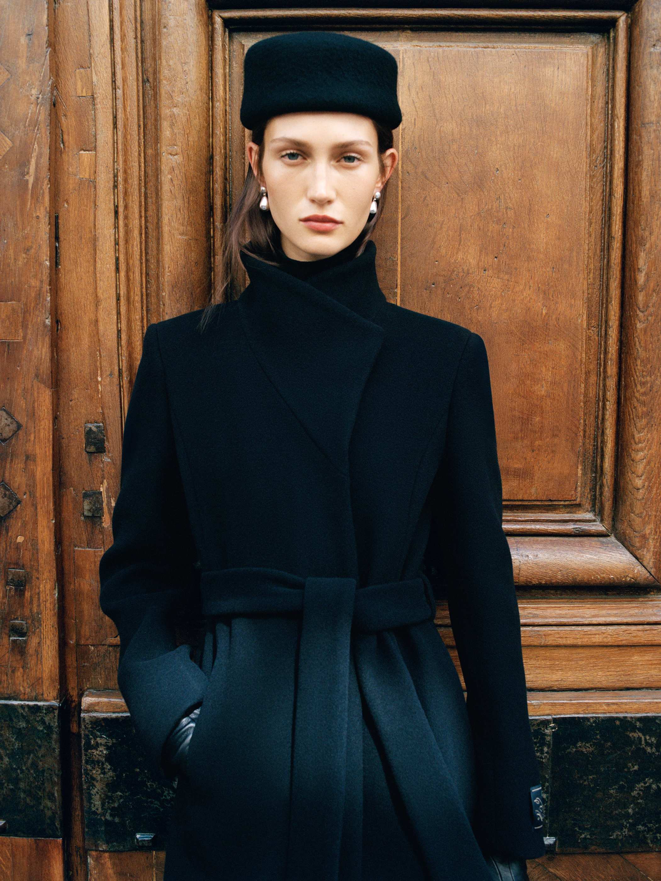THE CONNOR LONG COAT | Aritzia