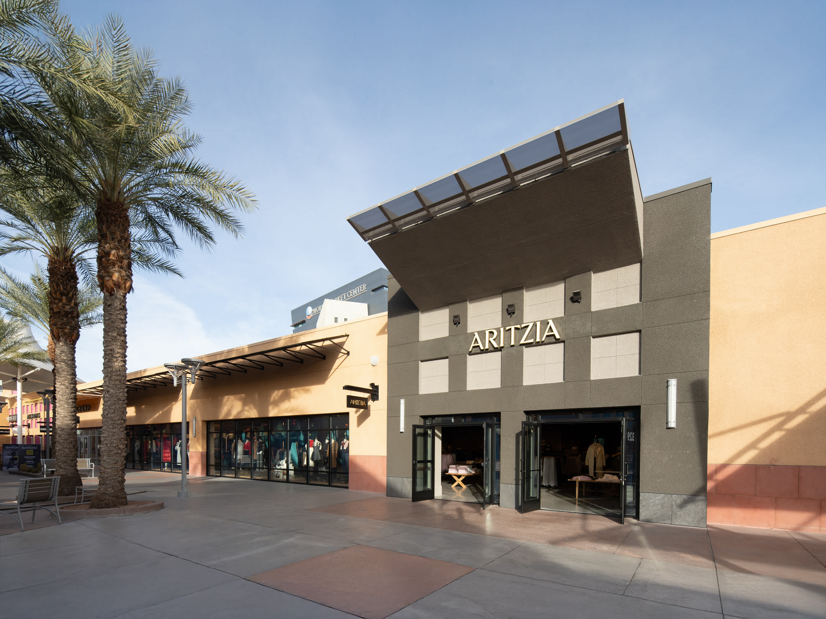 Las Vegas North Premium Outlets