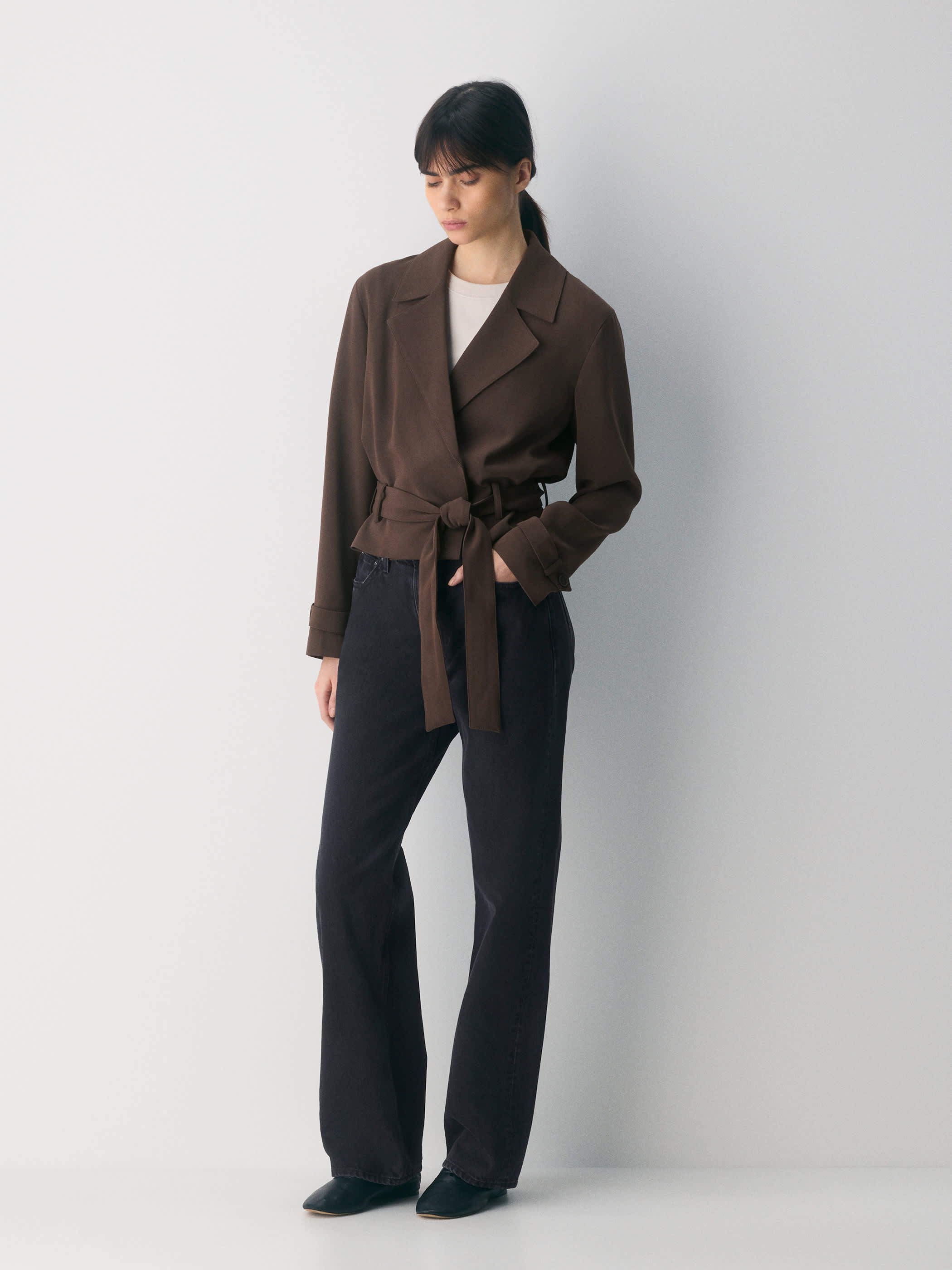 POSTAGE TRENCH COAT | Aritzia
