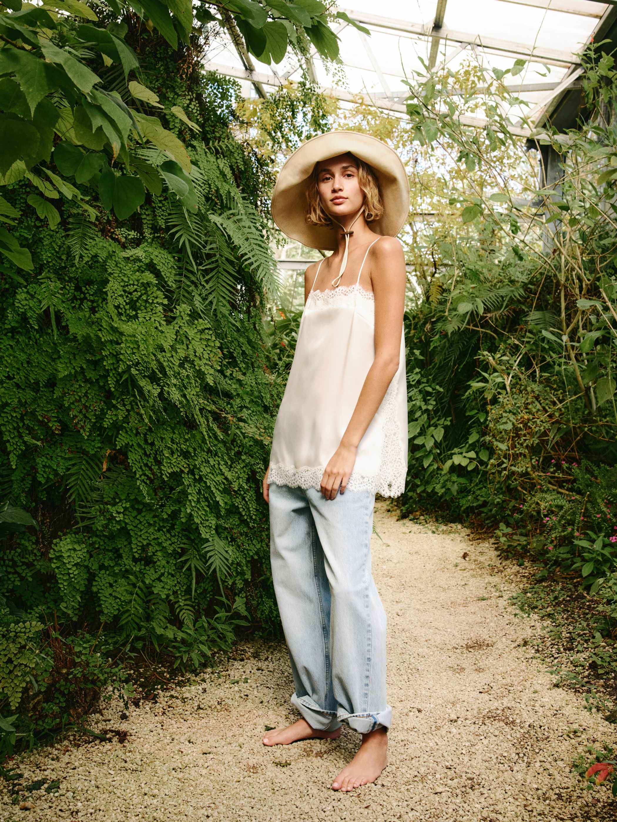SERIF SATIN CAMISOLE | Aritzia