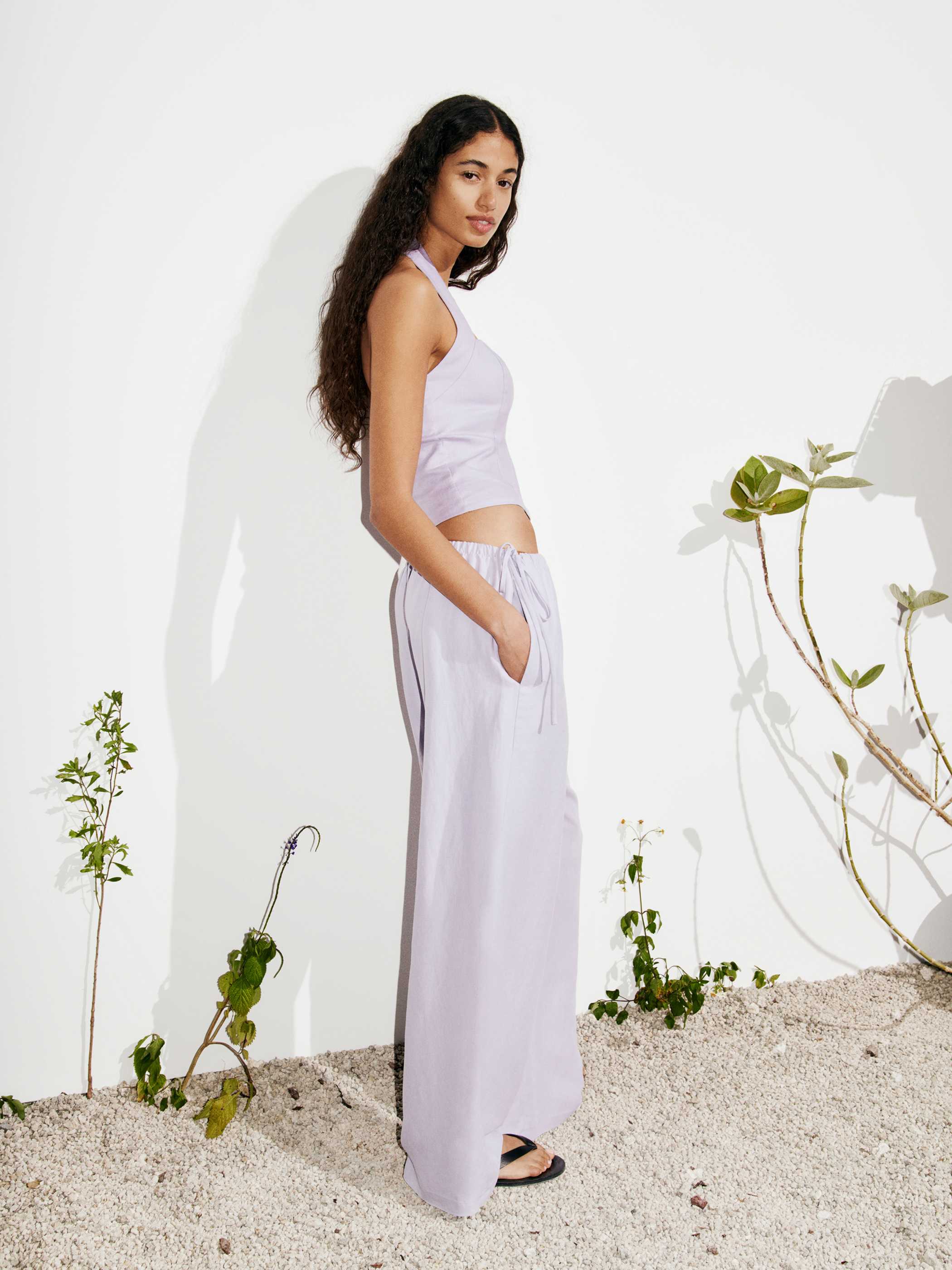 WHISPER LINEN HALTER TOP | Aritzia