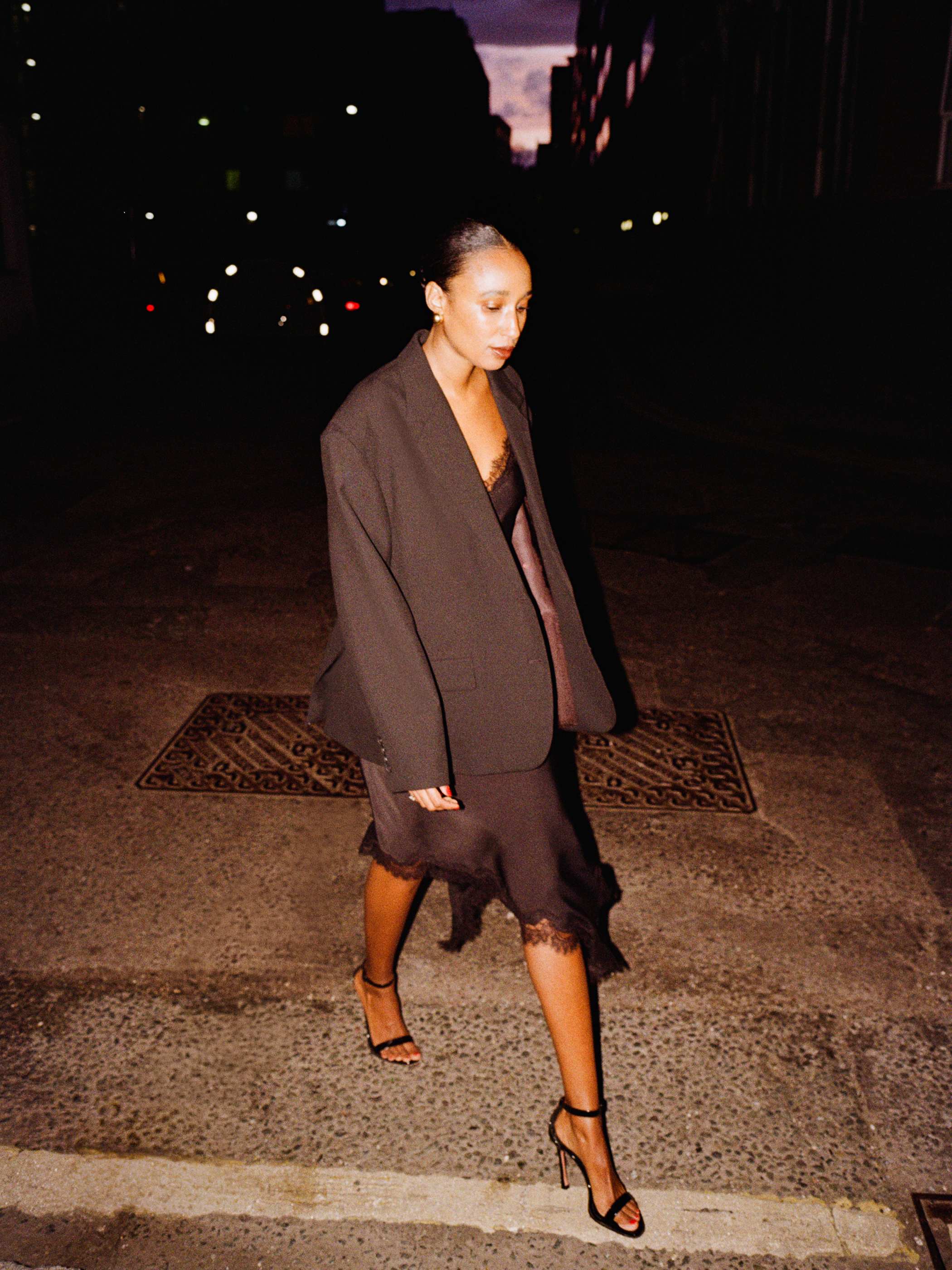 VOGUE BLAZER | Aritzia