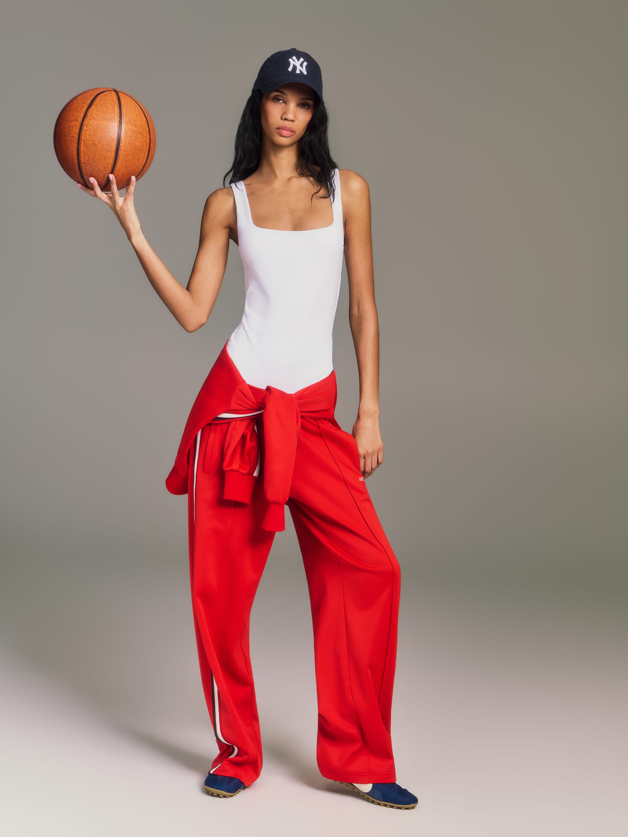 Defender Track Pant | Aritzia CA