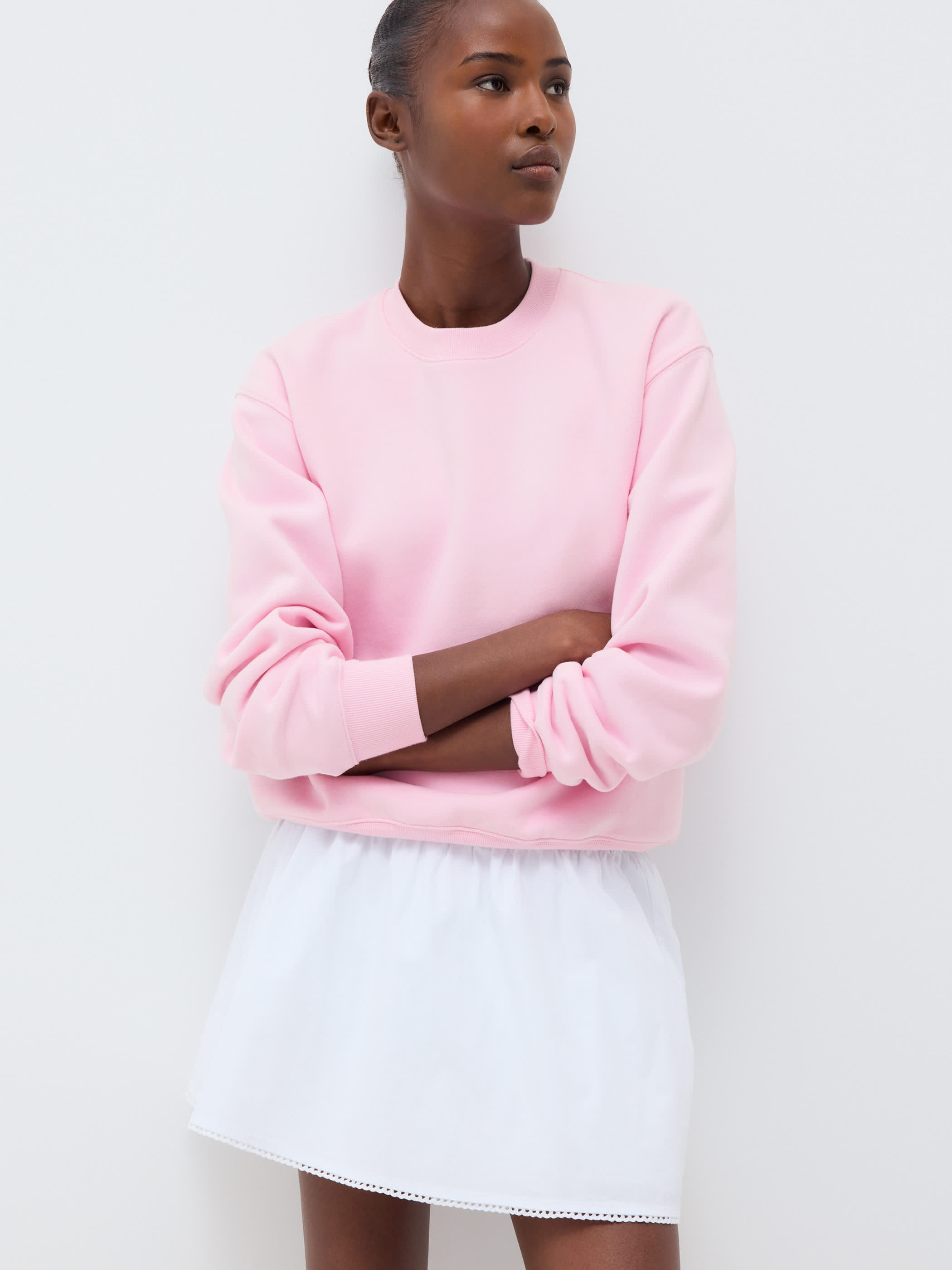 COZY SWEATFLEECE PERFECT CREW SWEATSHIRT | Aritzia