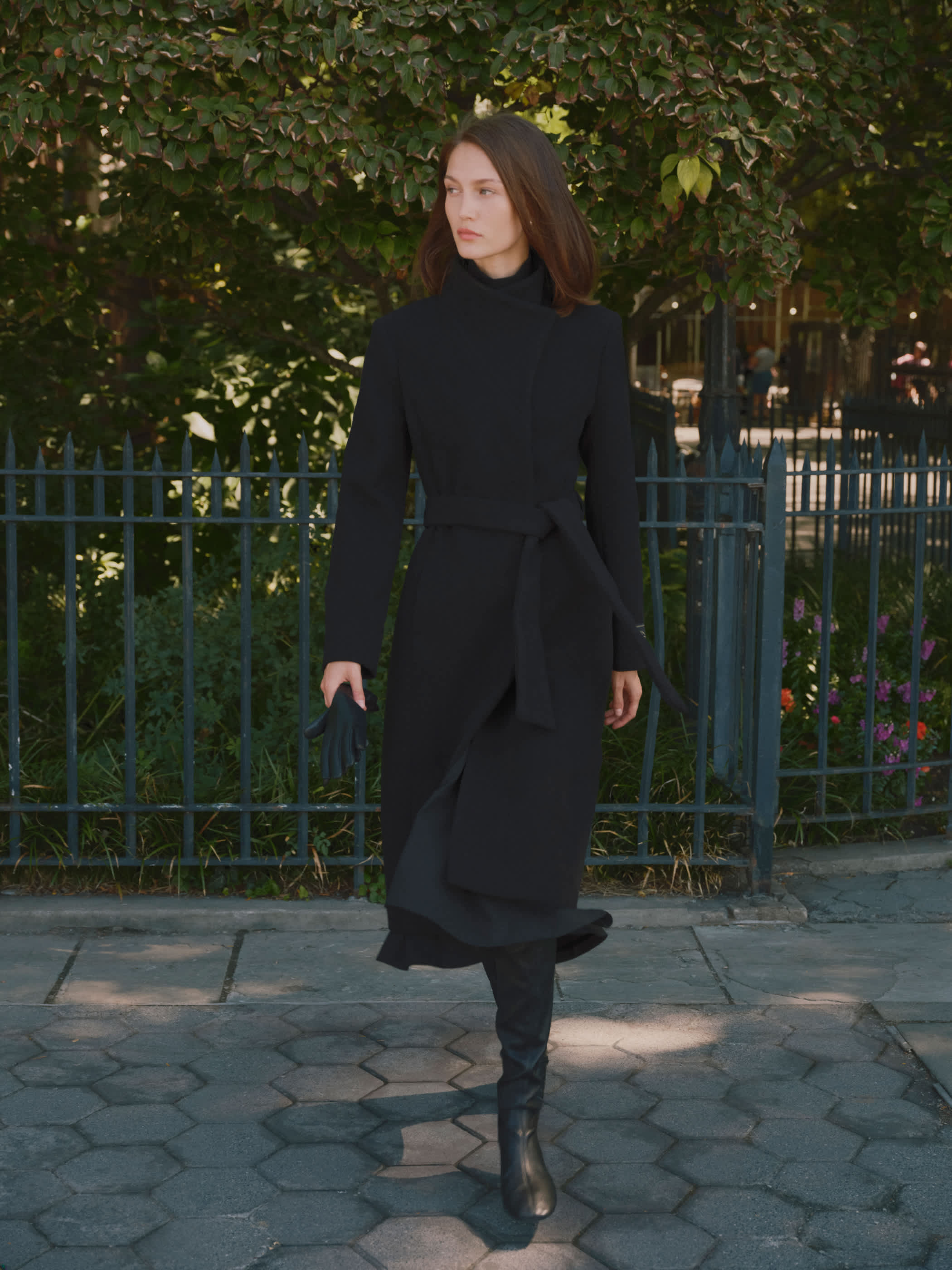 THE CONNOR LONG COAT | Aritzia