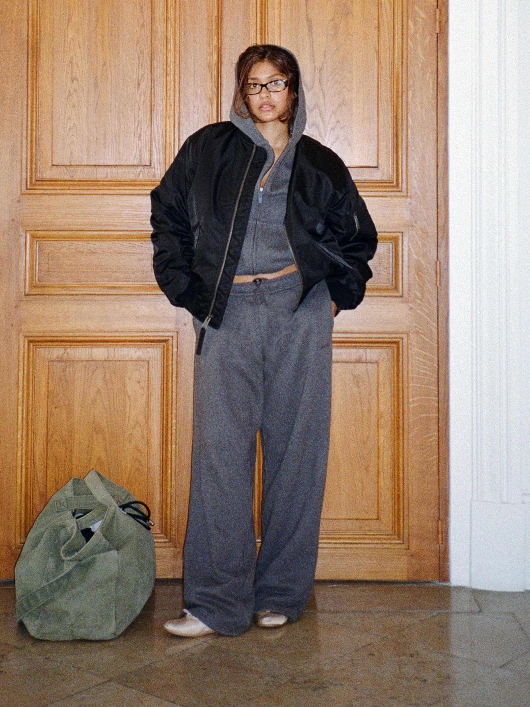 COZY FLEECE PERFECT ZIP HOODIE | Aritzia