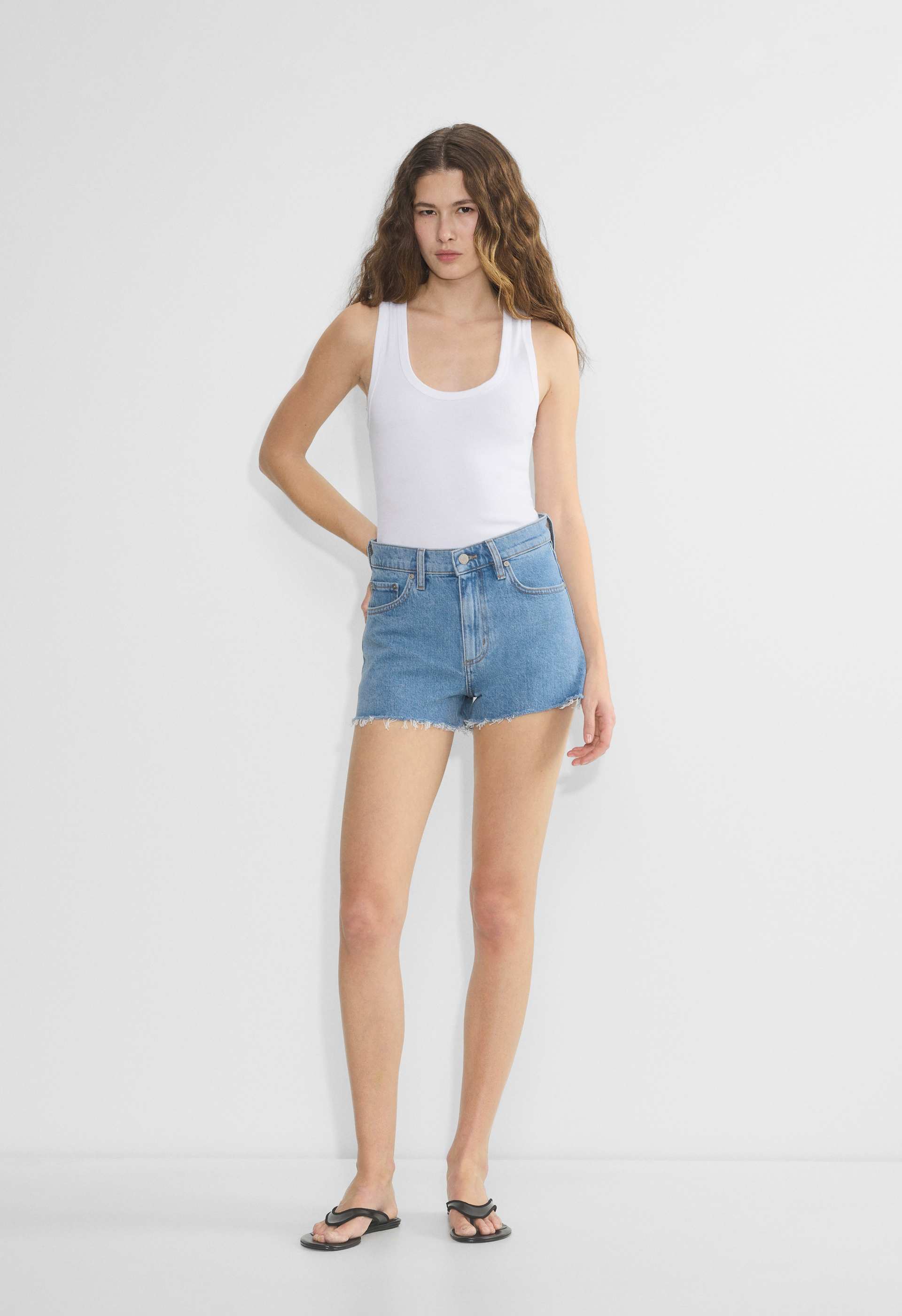 Aritzia JODIE HI-RISE MINI DENIM SHORT