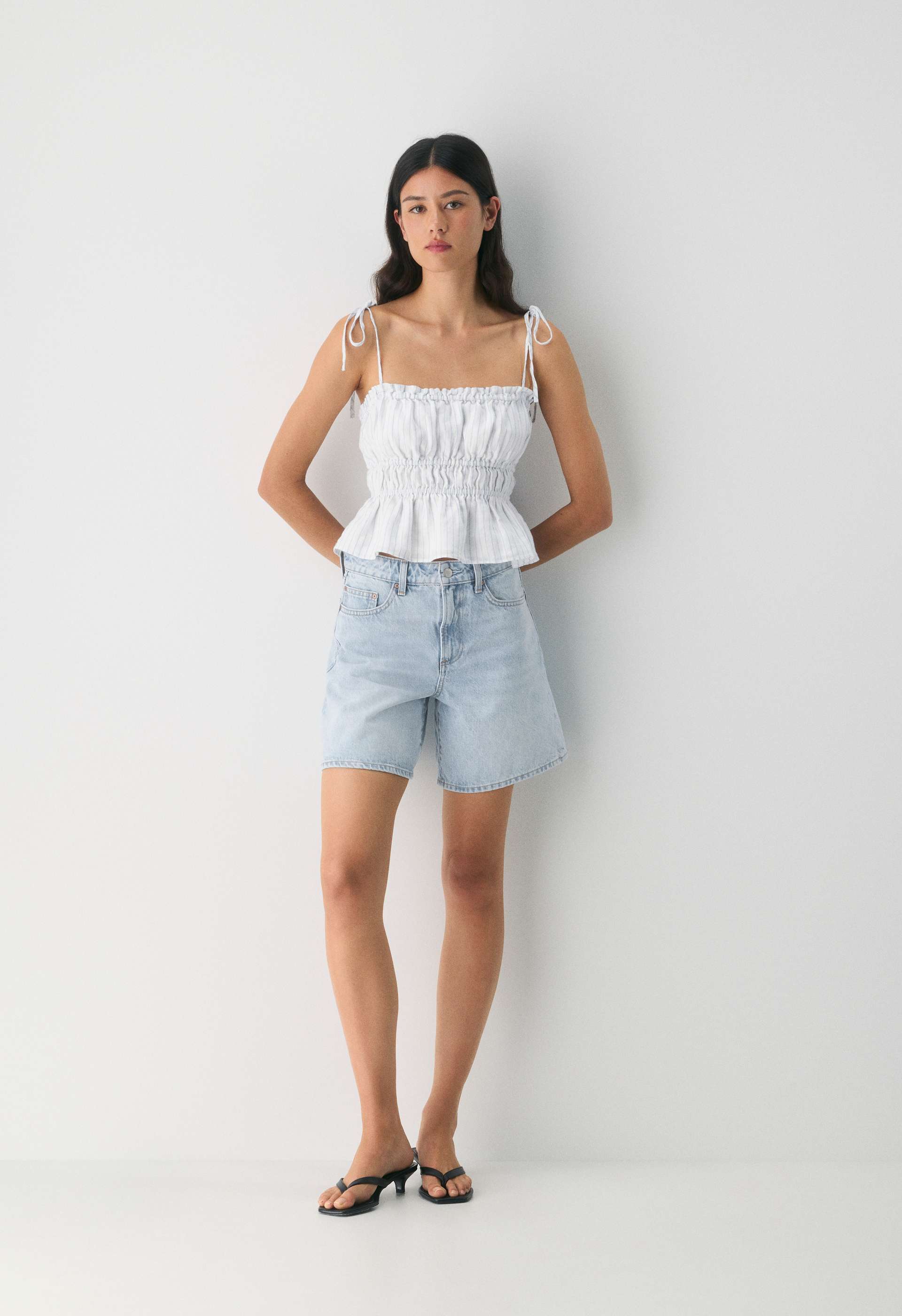 Aritzia REGENCY LINEN CAMISOLE