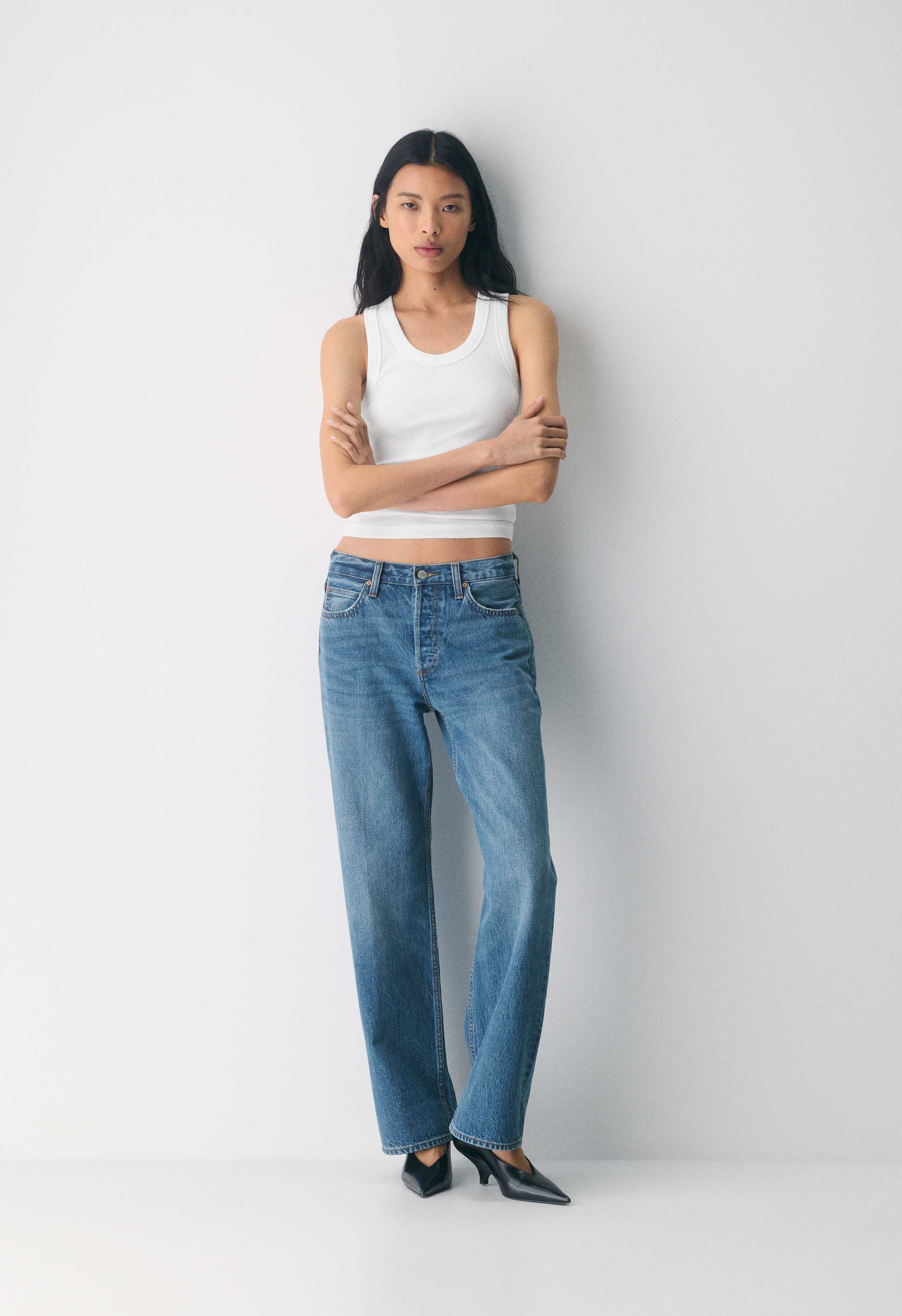 Aritzia THE '90S VINTAGE LO-RISE STRAIGHT JEAN