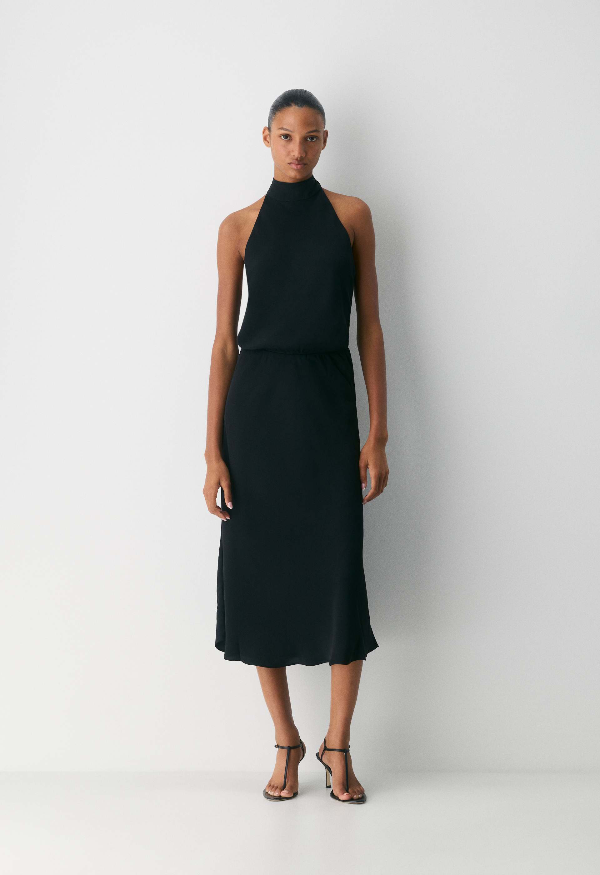 Aritzia CENTRAL HALTER DRESS